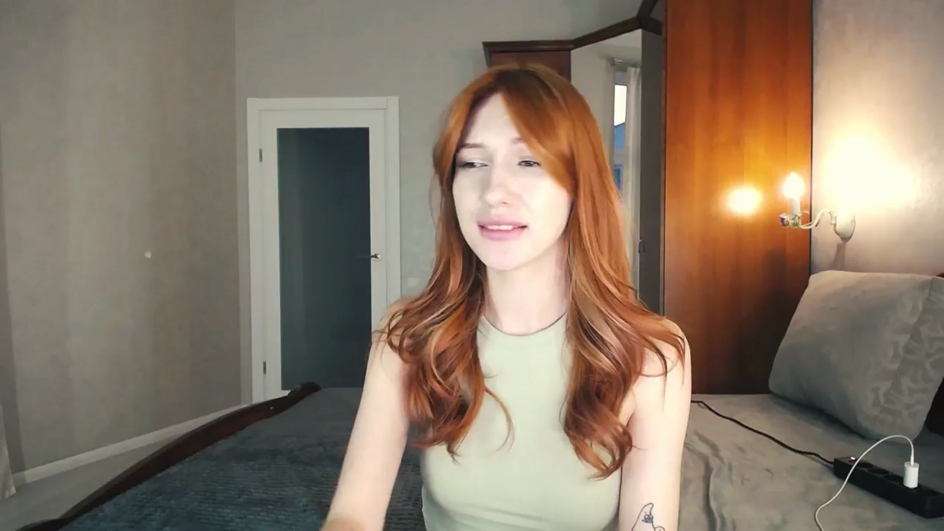 Gallery image thumbnail from LovelyGin's myfreecams stream on, 06/20/2024, 19:10 image 13 of 20