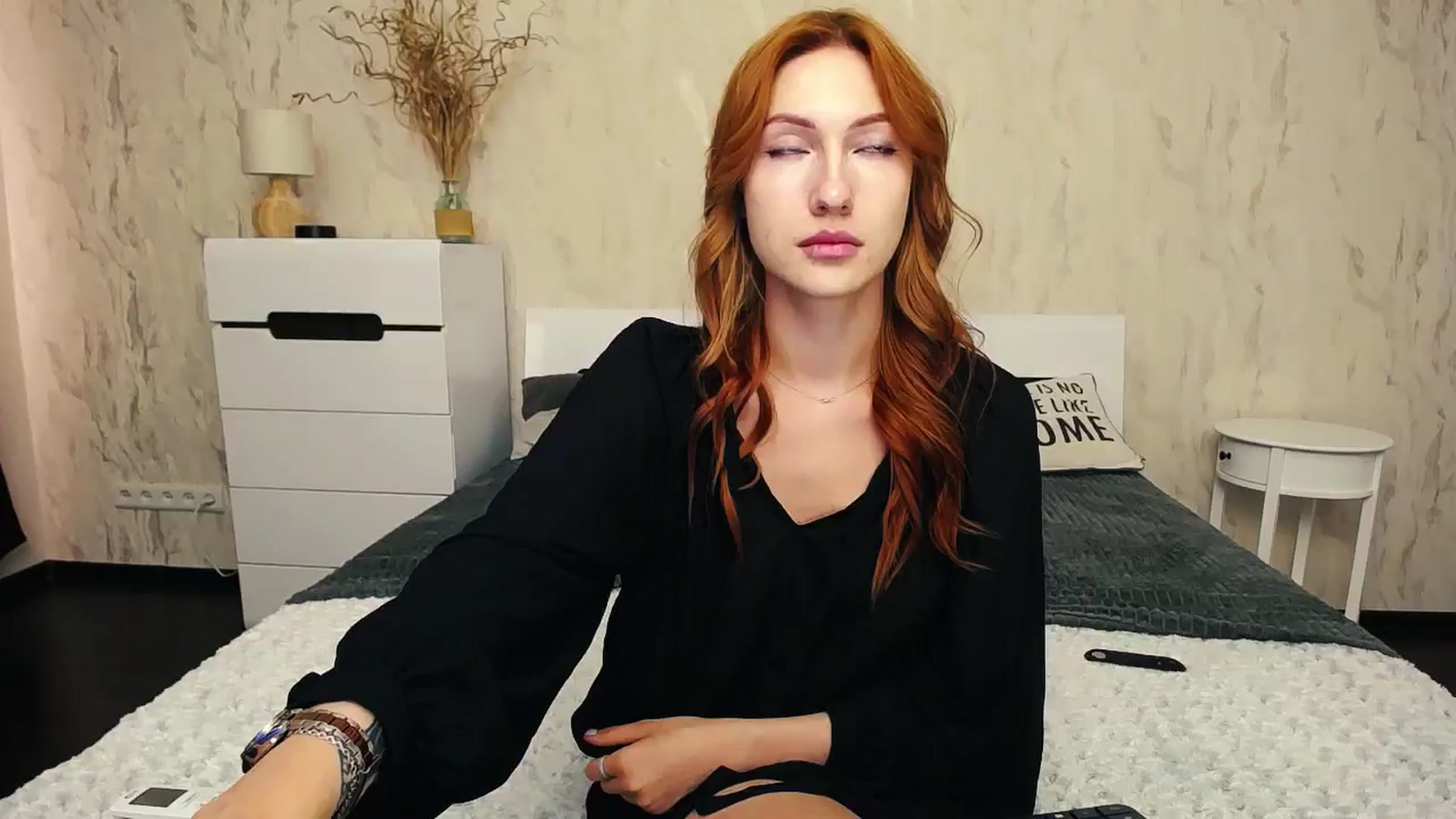 Gallery image thumbnail from LovelyGin's myfreecams stream on, 07/03/2024, 13:34 image 12 of 20