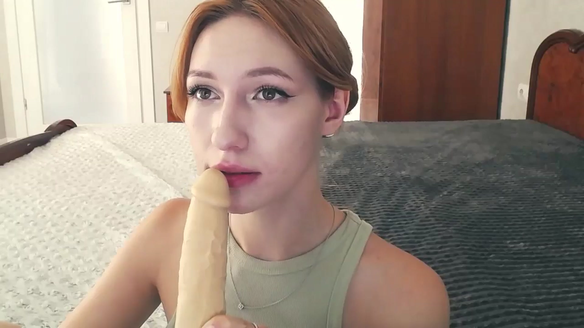 Gallery image thumbnail from LovelyGin's myfreecams stream on, 07/11/2024, 14:04 image 12 of 20