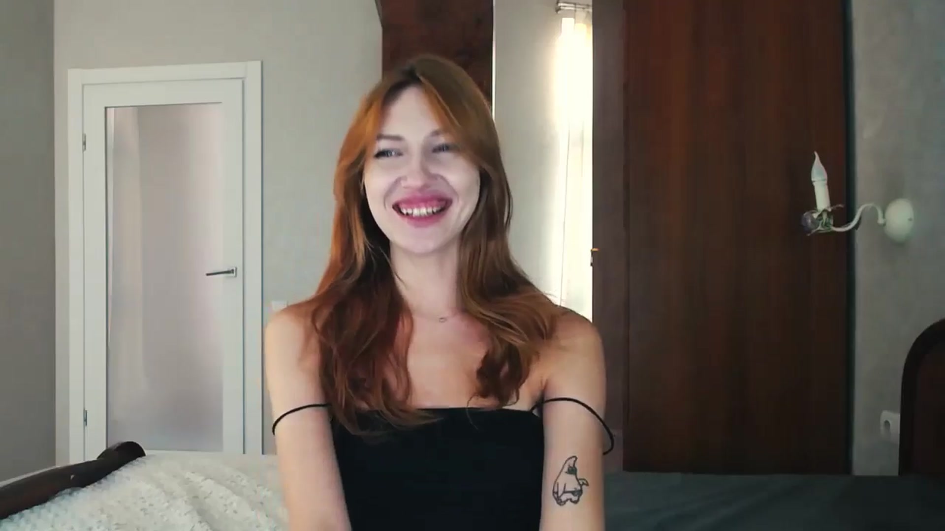 Gallery image thumbnail from LovelyGin's myfreecams stream on, 07/18/2024, 16:59 image 16 of 20