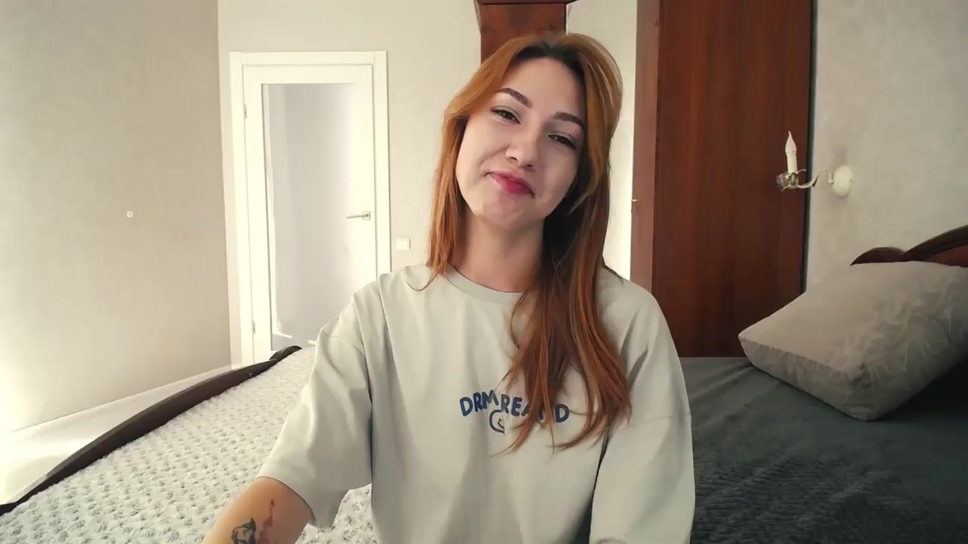Gallery image thumbnail from LovelyGin's myfreecams stream on, 07/29/2024, 13:11 image 10 of 20