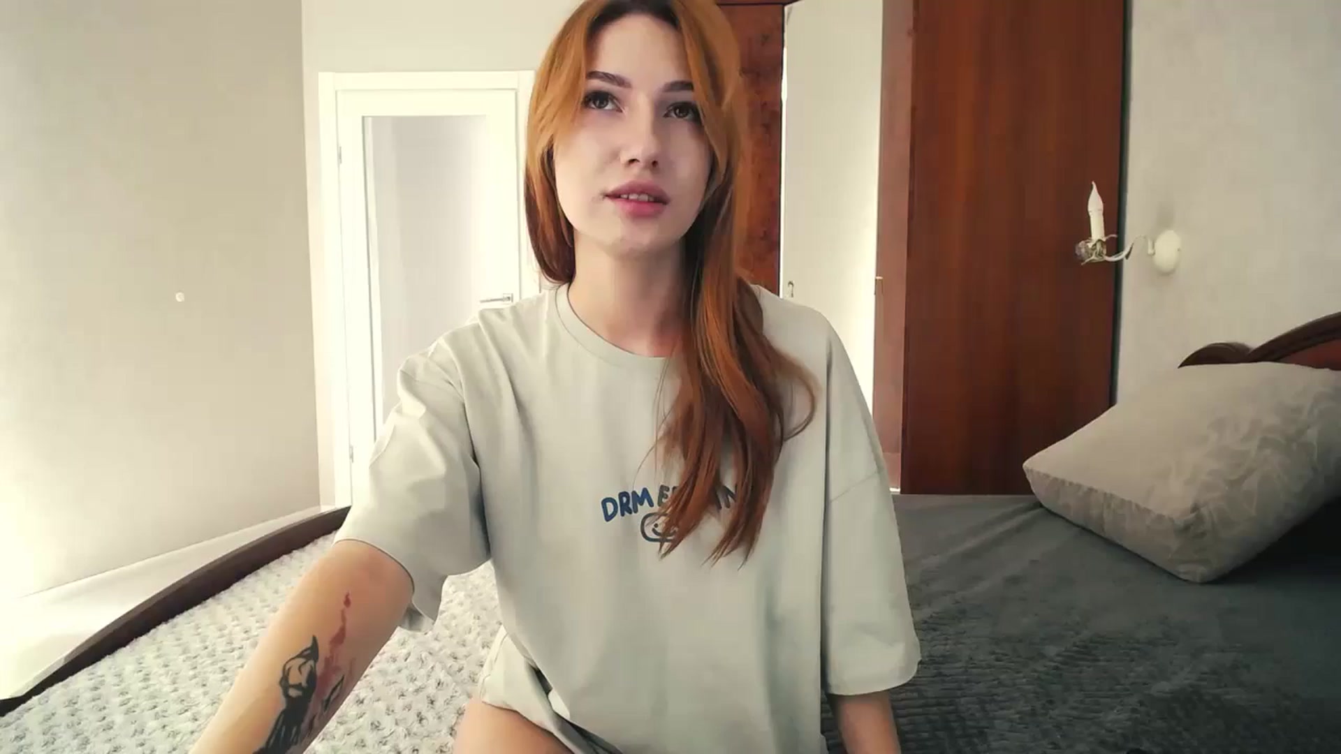 Gallery image thumbnail from LovelyGin's myfreecams stream on, 07/29/2024, 13:11 image 1 of 20