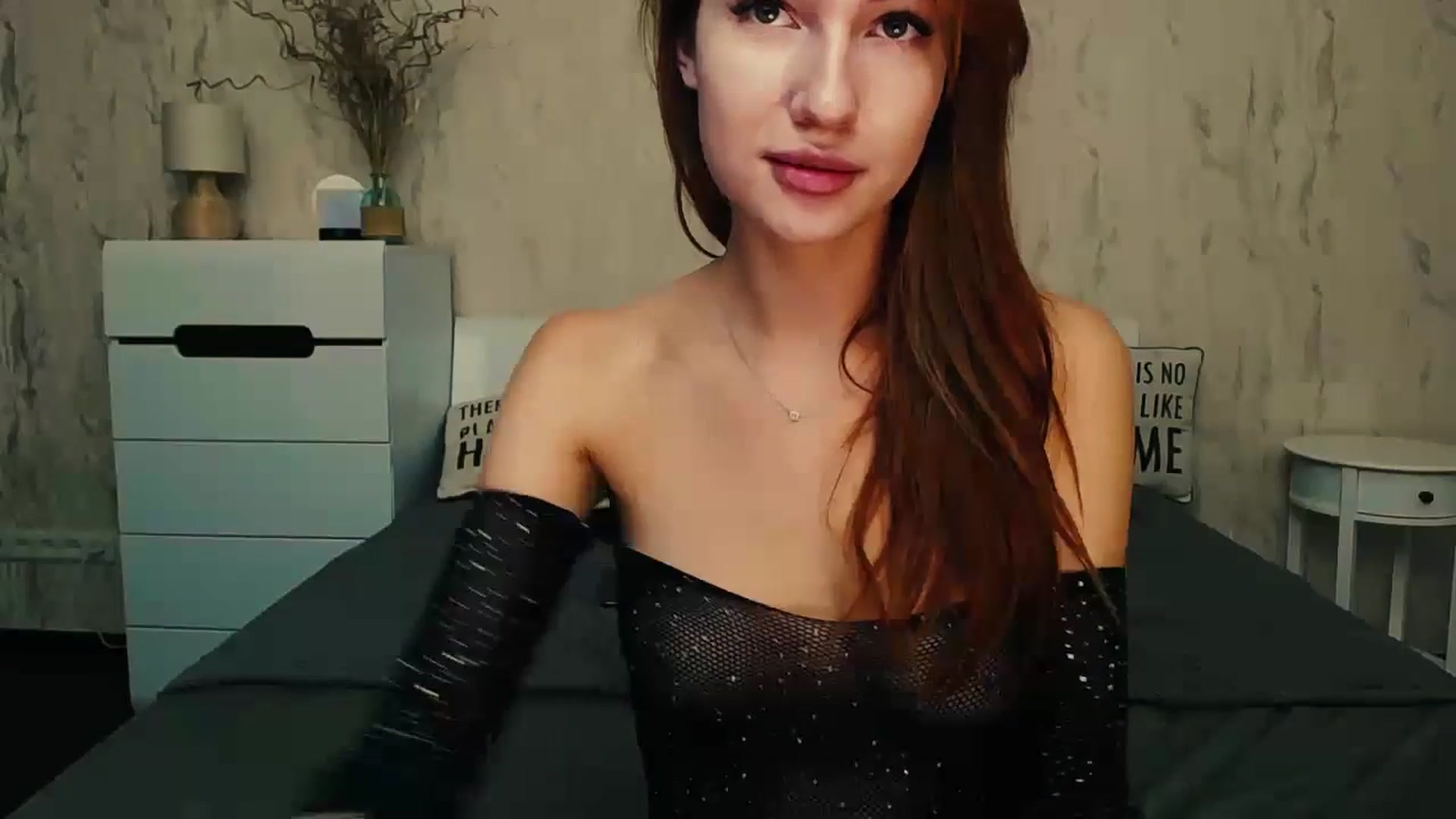 Gallery image thumbnail from LovelyGin's myfreecams stream on, 08/16/2024, 14:33 image 6 of 20