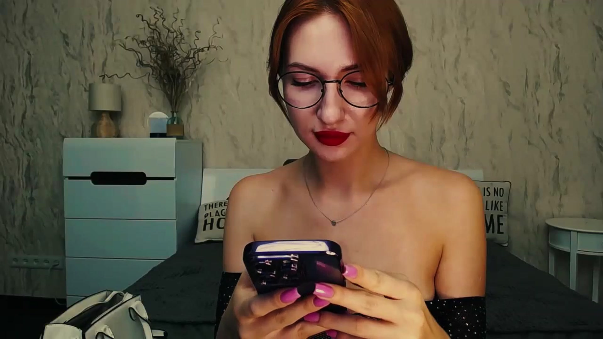 Gallery image thumbnail from LovelyGin's myfreecams stream on, 08/16/2024, 16:45 image 10 of 20