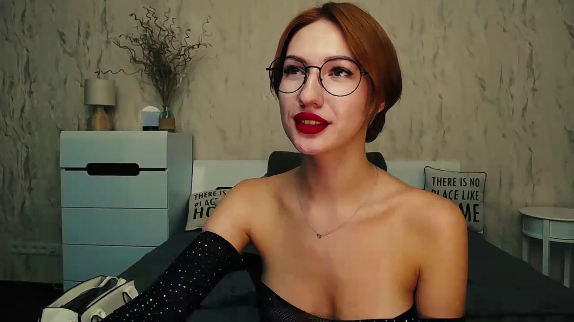 Gallery image thumbnail from LovelyGin's myfreecams stream on, 08/16/2024, 16:45 image 12 of 20