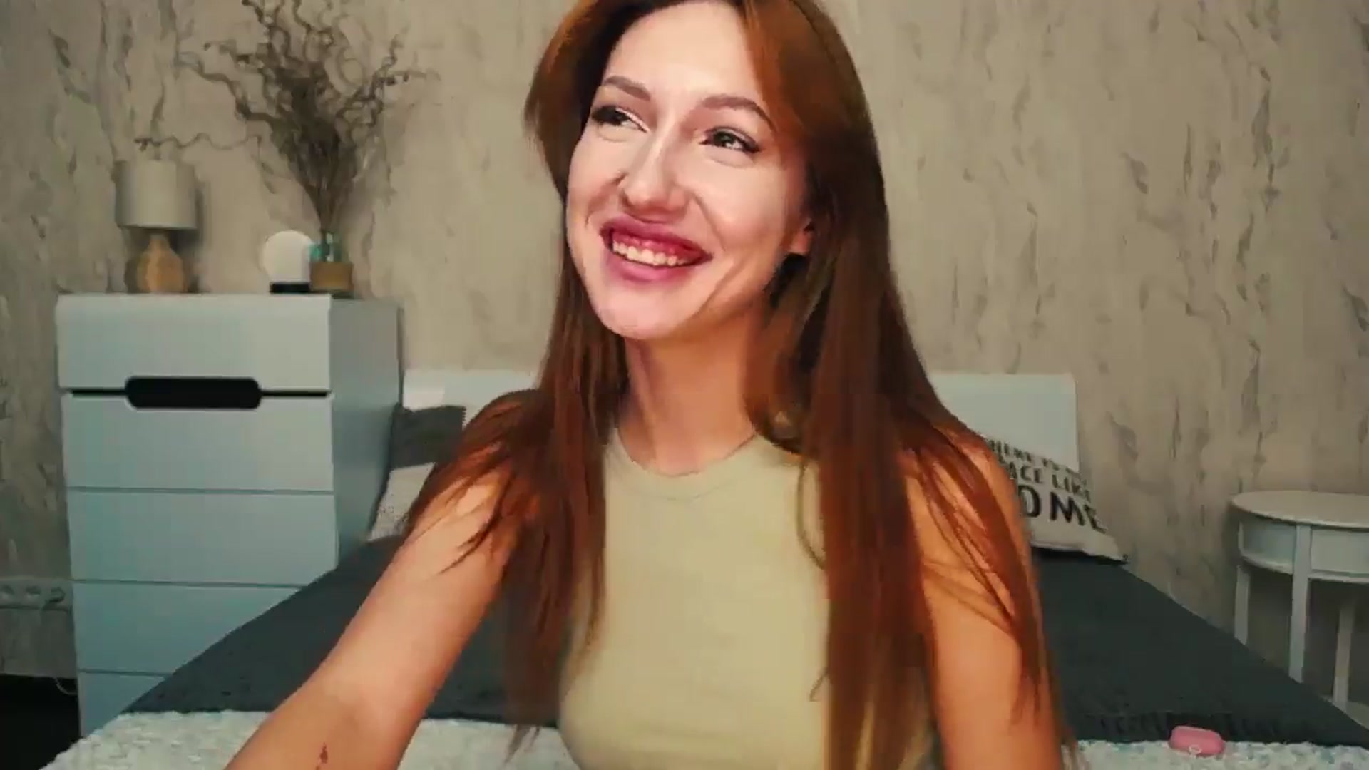 Gallery image thumbnail from LovelyGin's myfreecams stream on, 08/30/2024, 16:15 image 19 of 20