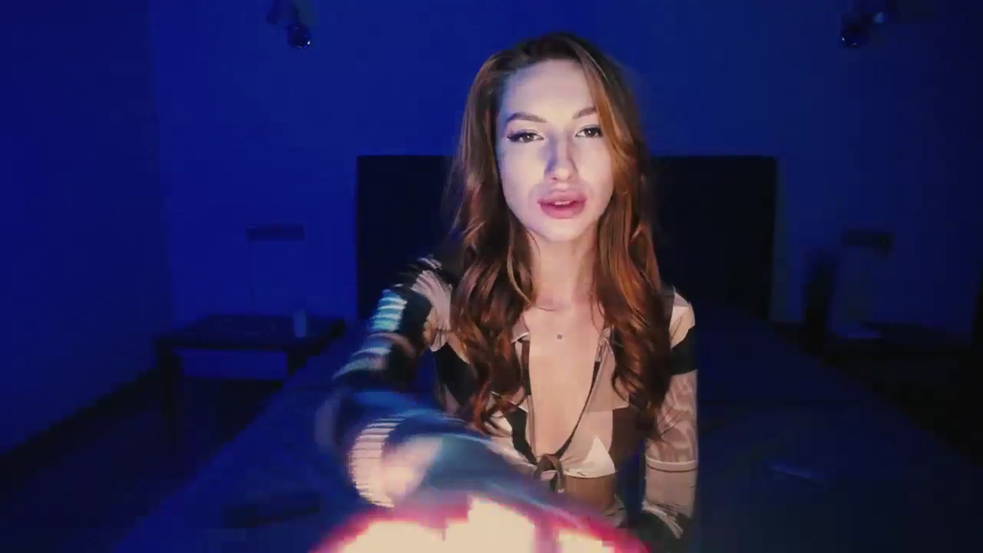 Gallery image thumbnail from LovelyGin's myfreecams stream on, 09/05/2024, 17:56 image 15 of 20