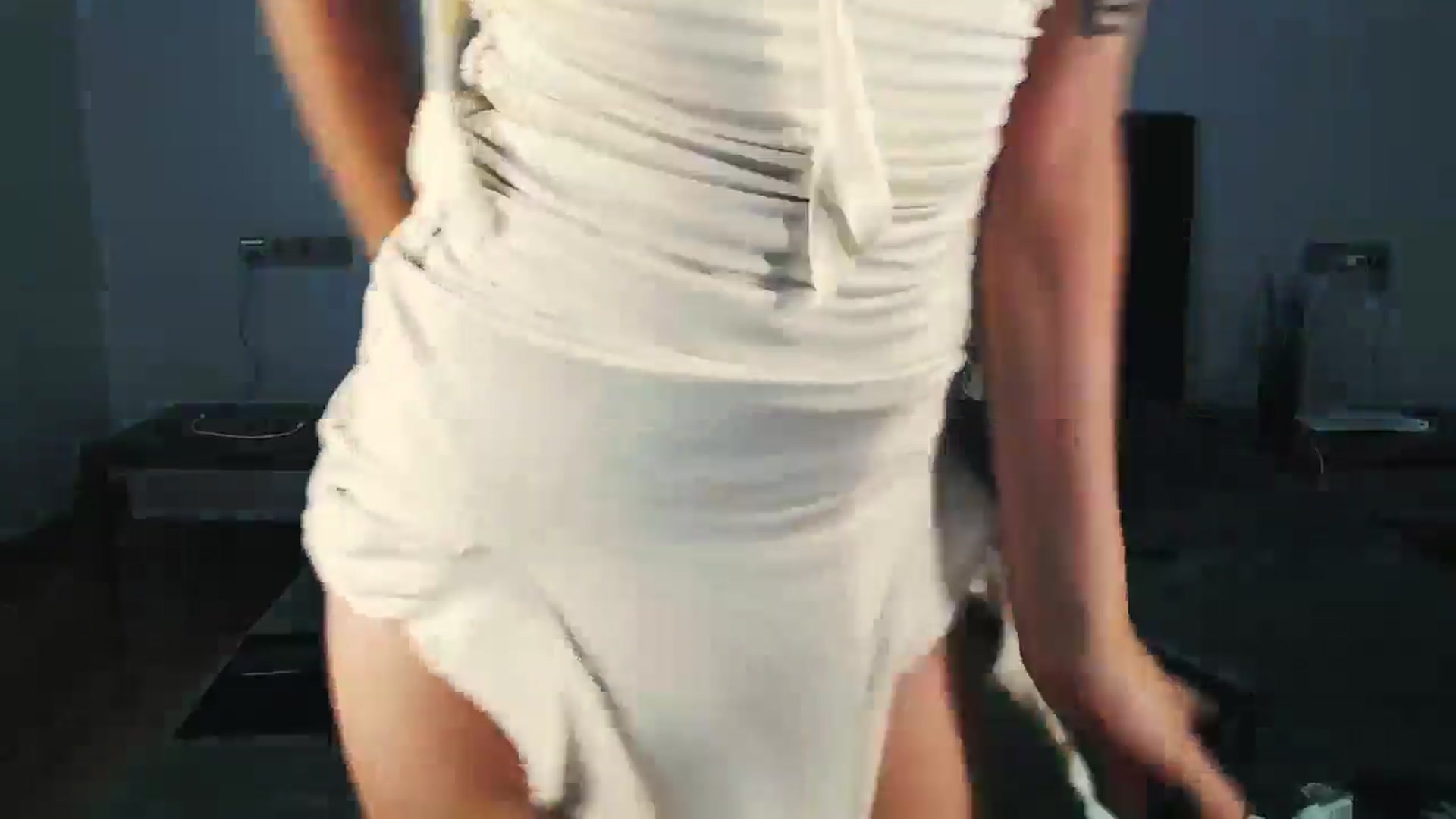 Gallery image thumbnail from LovelyGin's myfreecams stream on, 09/09/2024, 16:23 image 14 of 20