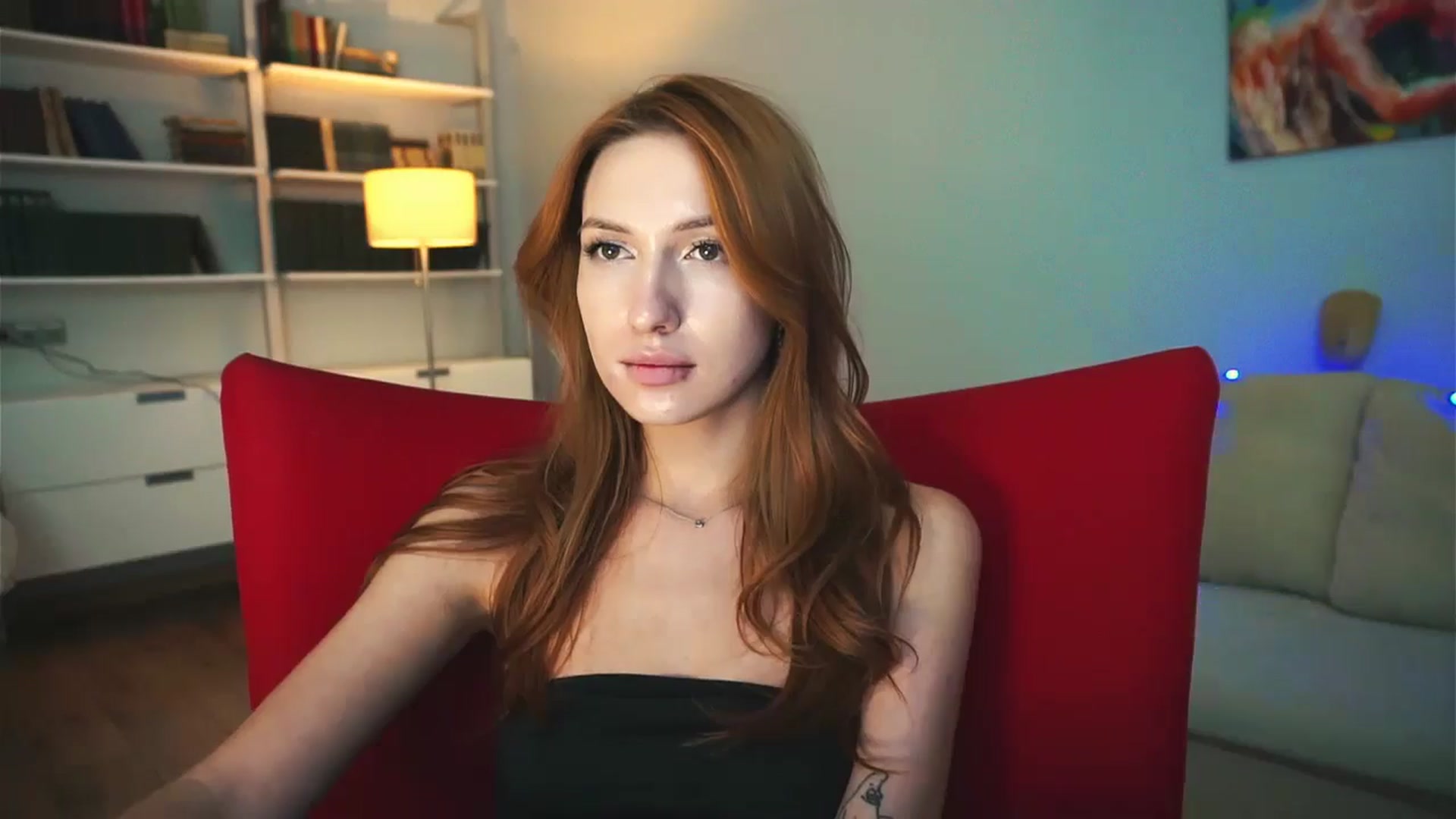 Gallery image thumbnail from LovelyGin's myfreecams stream on, 09/13/2024, 16:21 image 19 of 20