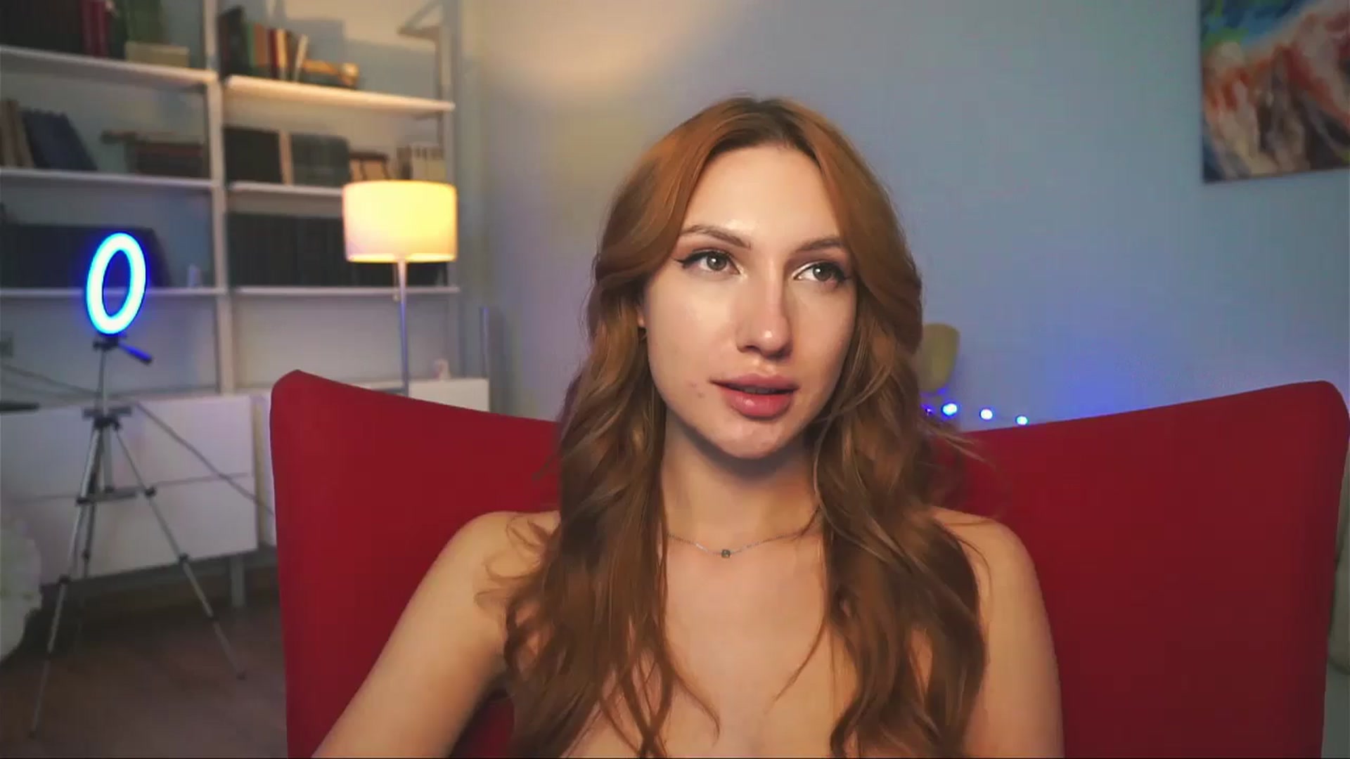 Gallery image thumbnail from LovelyGin's myfreecams stream on, 09/17/2024, 18:24 image 14 of 20