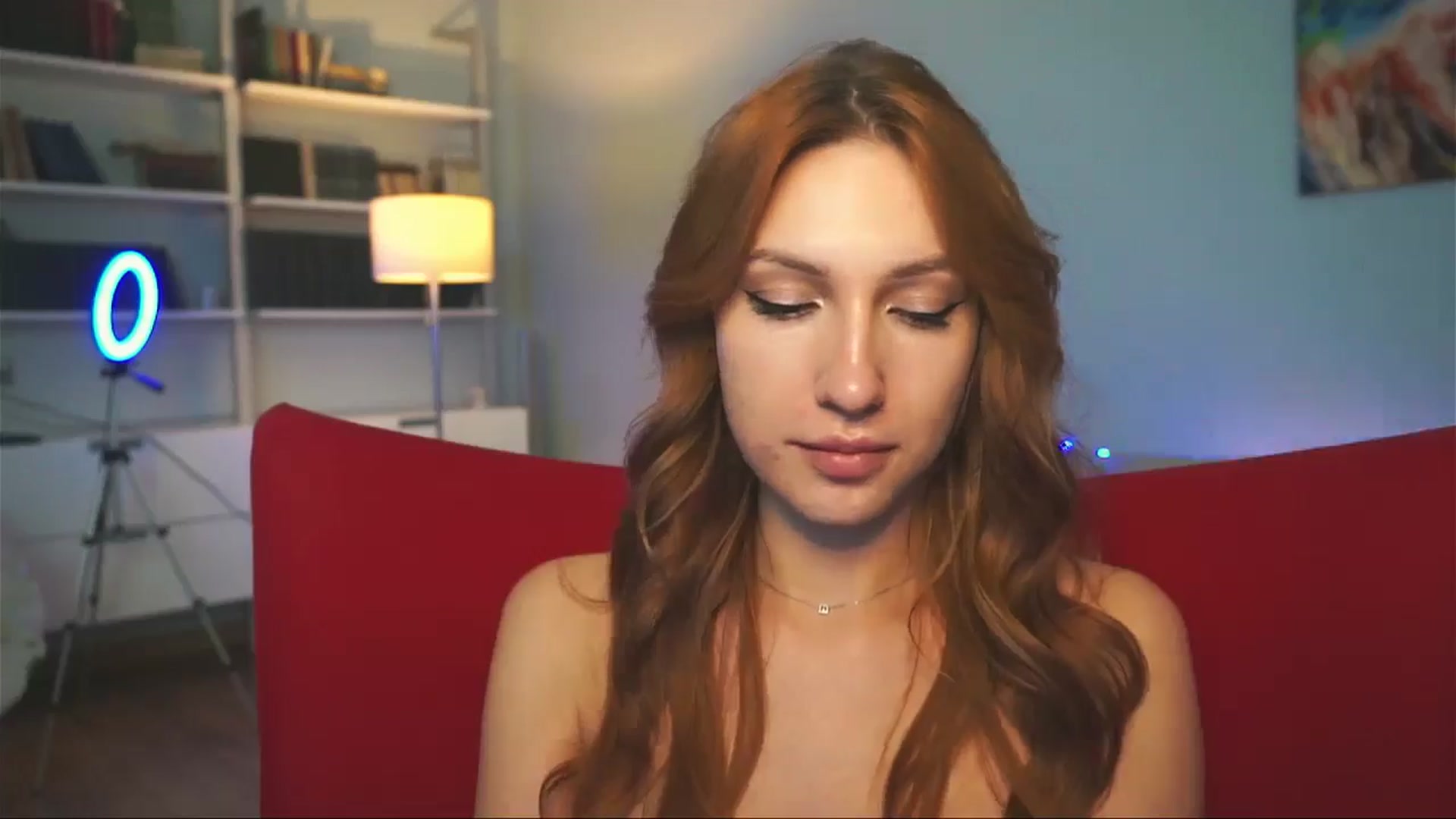 Gallery image thumbnail from LovelyGin's myfreecams stream on, 09/17/2024, 18:24 image 17 of 20