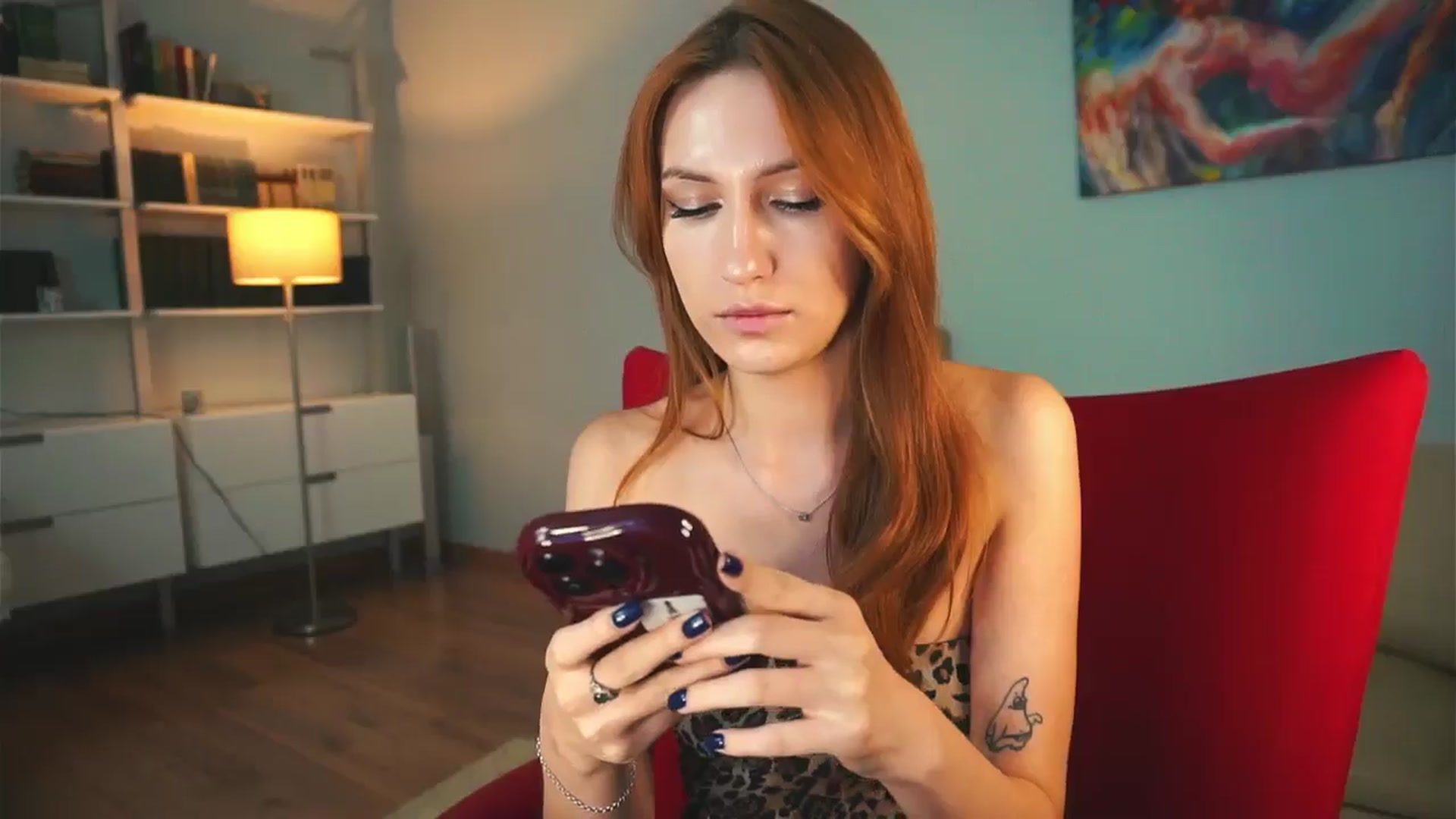 Gallery image thumbnail from LovelyGin's myfreecams stream on, 09/19/2024, 16:44 image 16 of 20