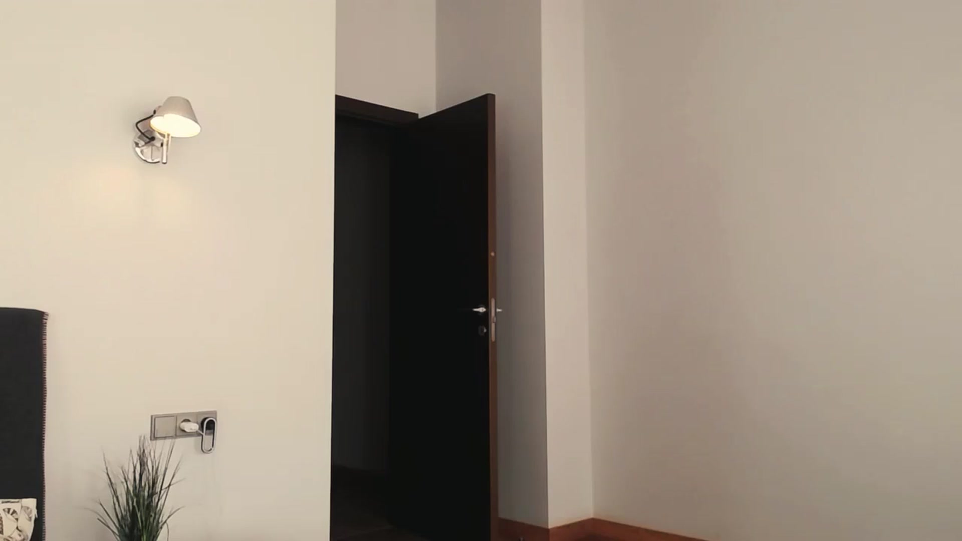 Gallery image thumbnail from LovelyGin's myfreecams stream on, 09/24/2024, 14:09 image 7 of 20
