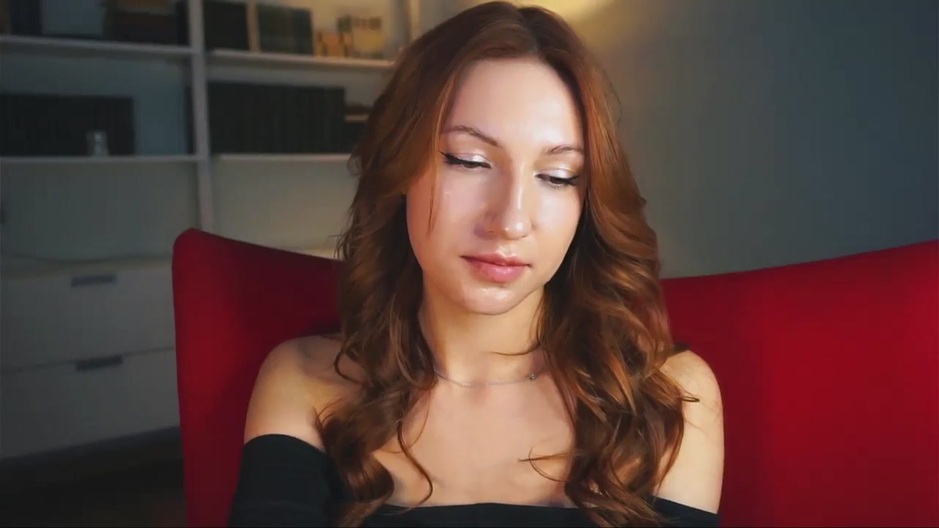 Gallery image thumbnail from LovelyGin's myfreecams stream on, 10/25/2024, 14:43 image 12 of 20