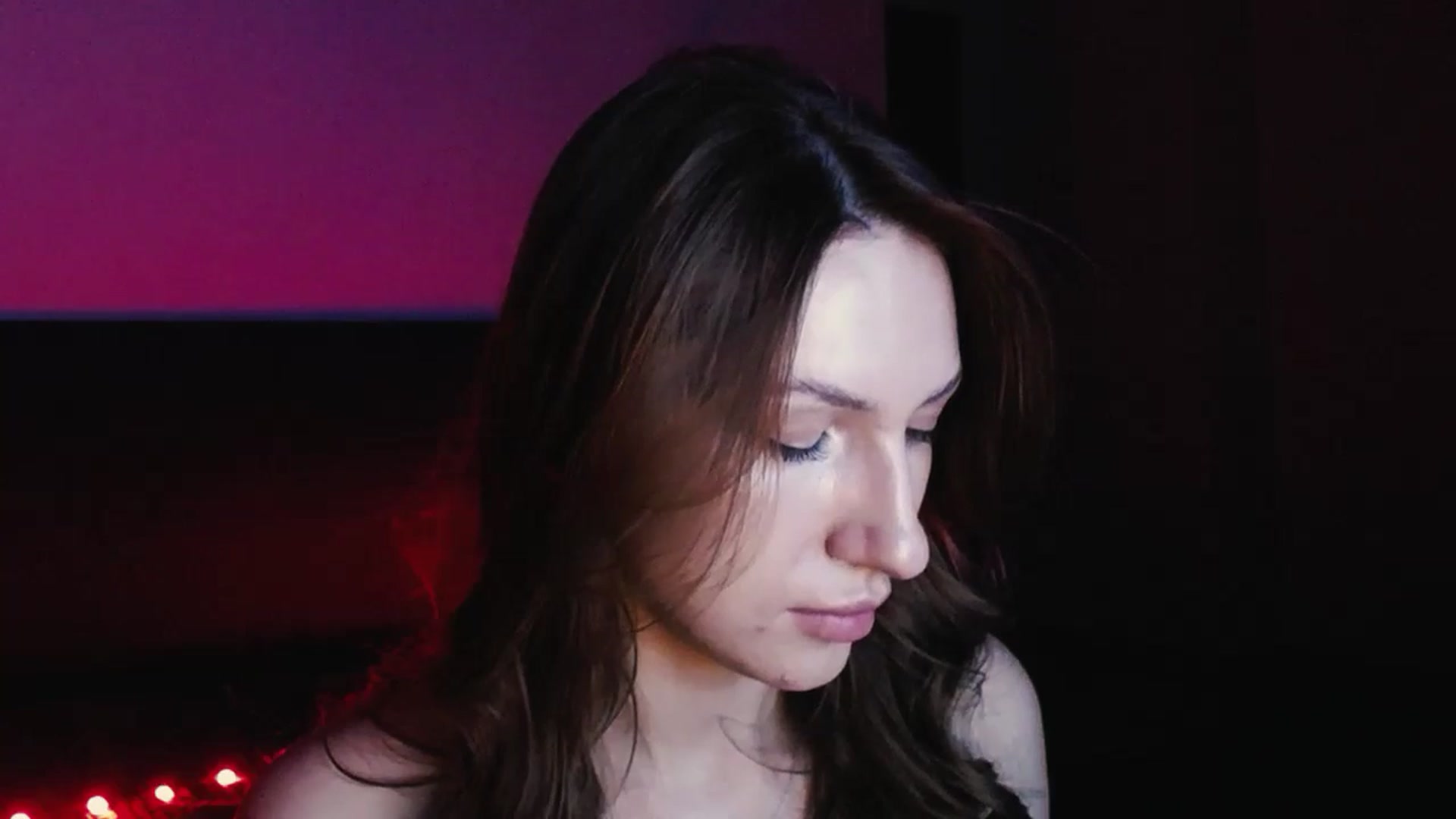 Gallery image thumbnail from LovelyGin's myfreecams stream on, 10/30/2024, 17:03 image 20 of 20