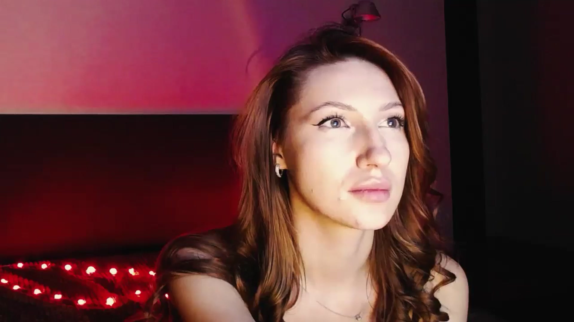 Gallery image thumbnail from LovelyGin's myfreecams stream on, 10/30/2024, 20:02 image 9 of 20