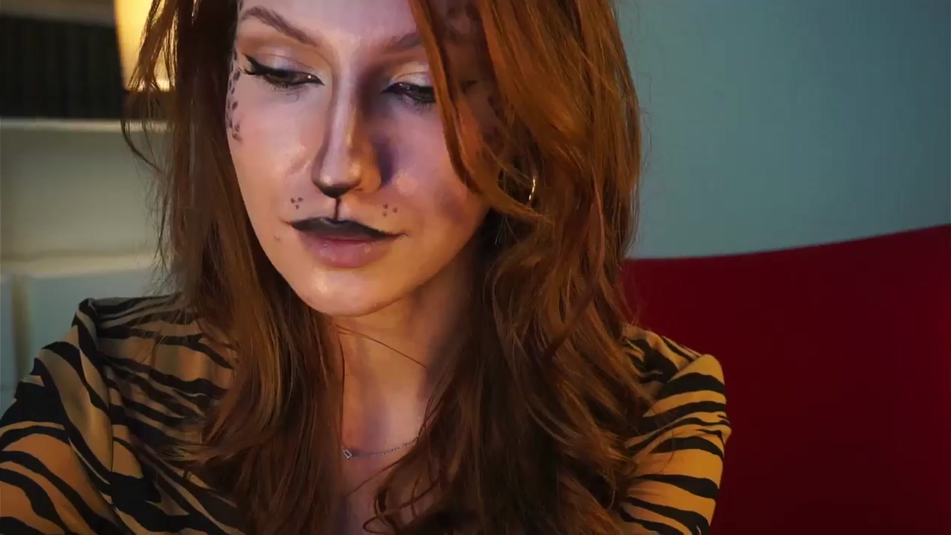 Gallery image thumbnail from LovelyGin's myfreecams stream on, 10/31/2024, 15:22 image 14 of 20