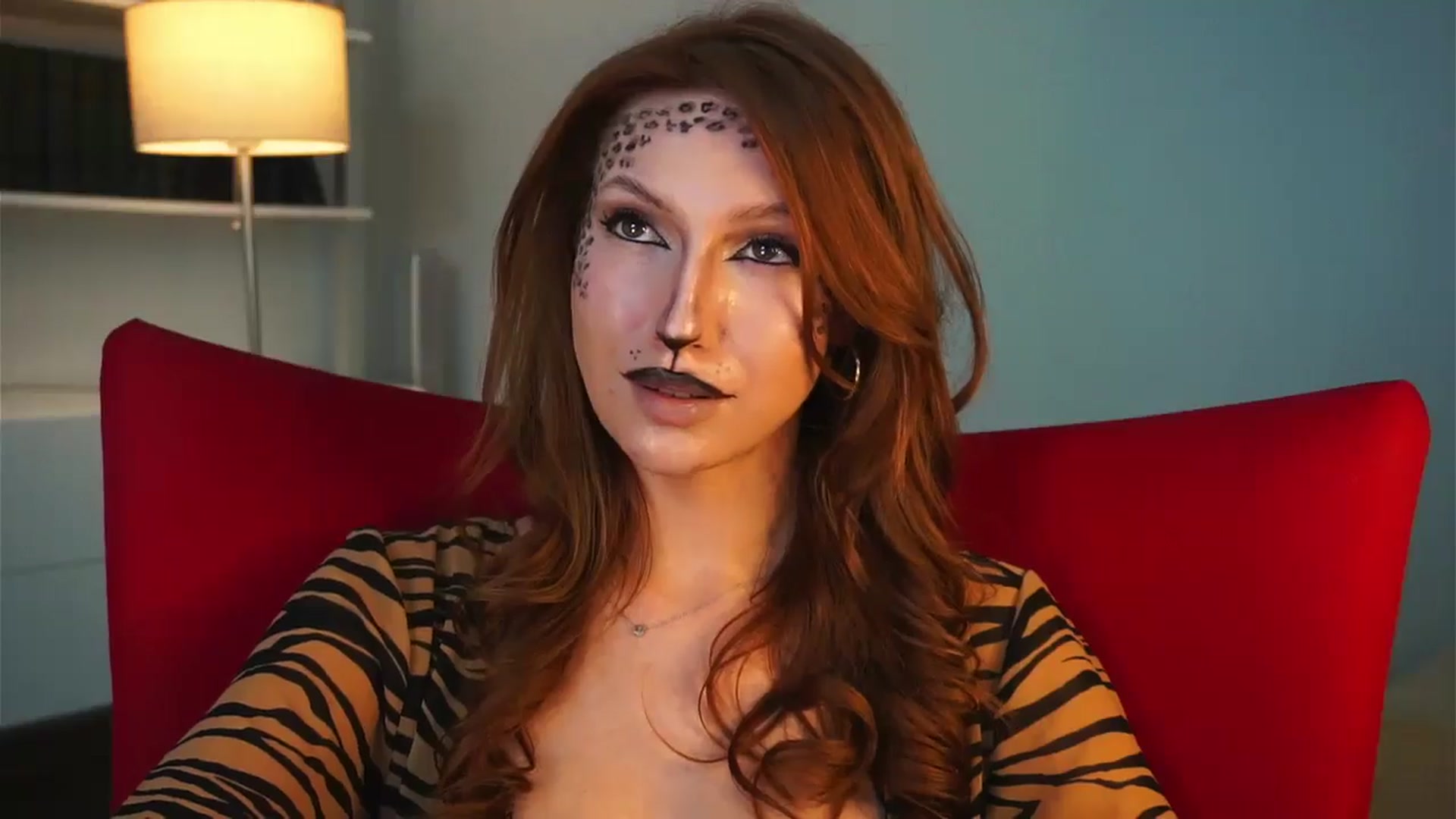 Gallery image thumbnail from LovelyGin's myfreecams stream on, 10/31/2024, 15:22 image 19 of 20
