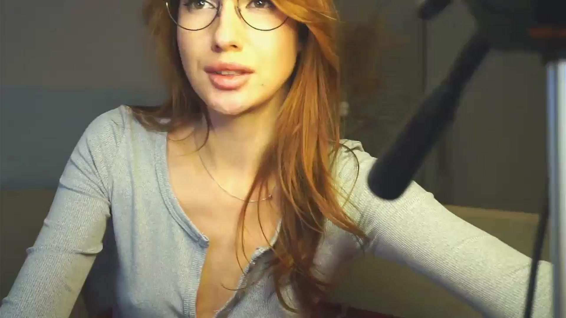 Gallery image thumbnail from LovelyGin's myfreecams stream on, 11/04/2024, 19:40 image 1 of 20