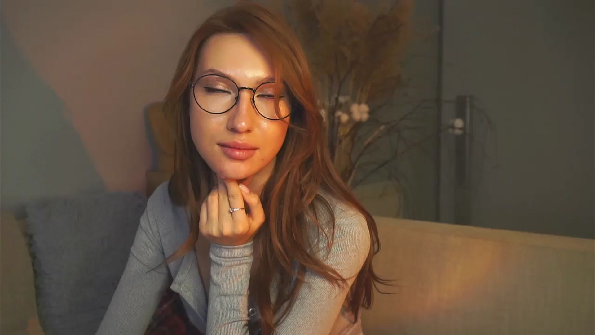 Gallery image thumbnail from LovelyGin's myfreecams stream on, 11/04/2024, 19:40 image 10 of 20