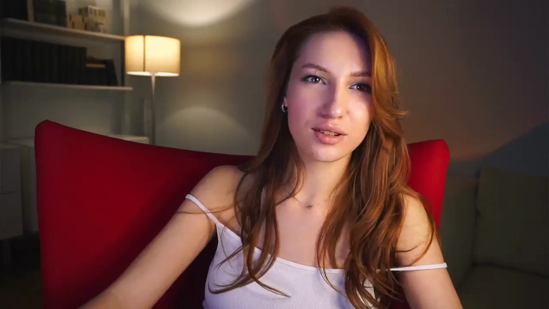 Gallery image thumbnail from LovelyGin's myfreecams stream on, 11/06/2024, 18:25 image 4 of 20