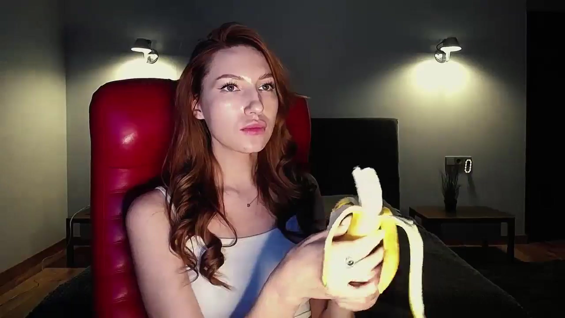 Gallery image thumbnail from LovelyGin's myfreecams stream on, 11/07/2024, 16:11 image 11 of 20