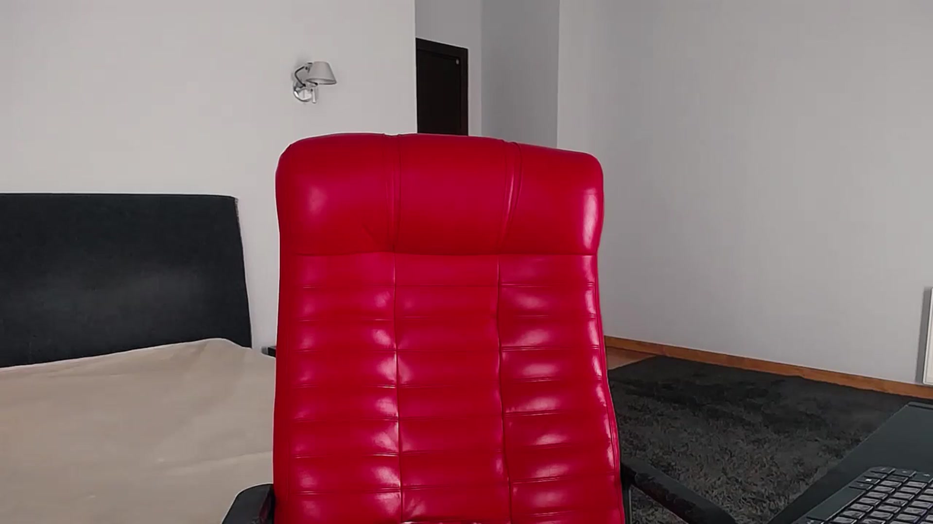 Gallery image thumbnail from LovelyGin's myfreecams stream on, 11/18/2024, 16:29 image 10 of 20