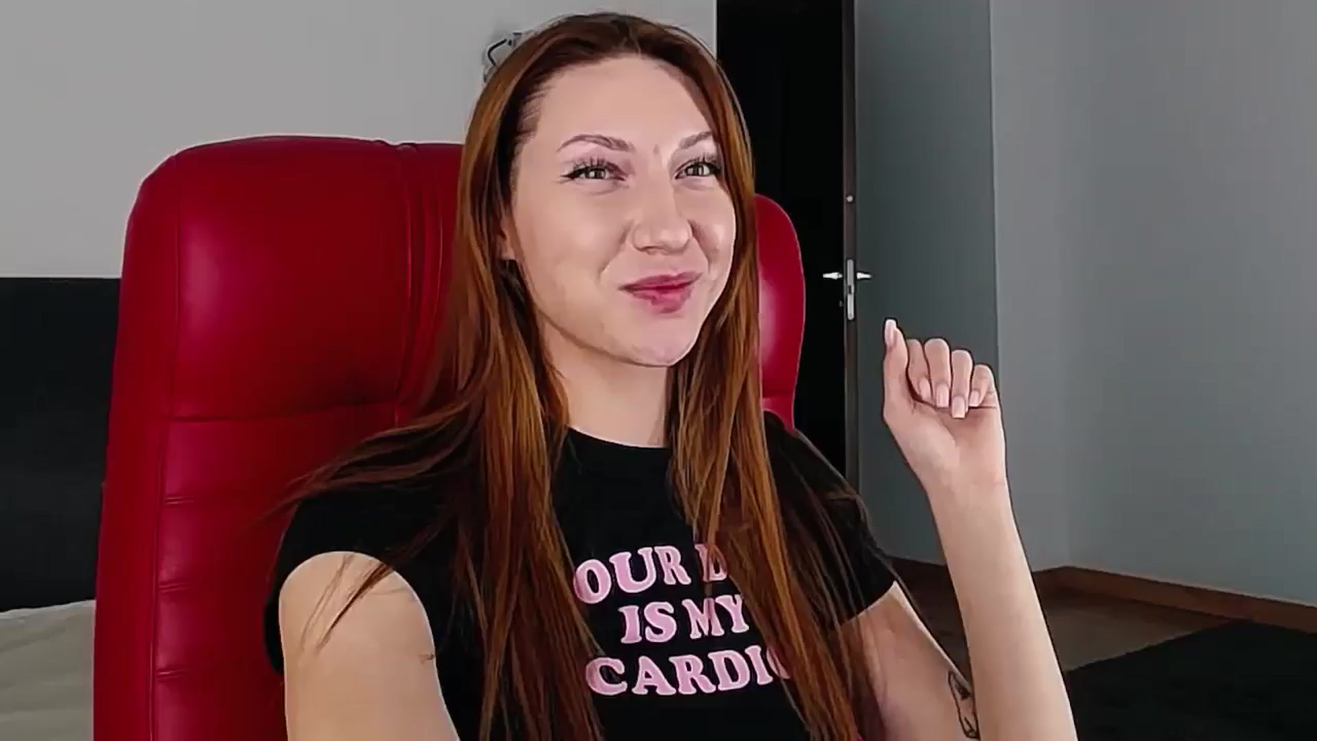 Gallery image thumbnail from LovelyGin's myfreecams stream on, 11/18/2024, 18:30 image 1 of 20