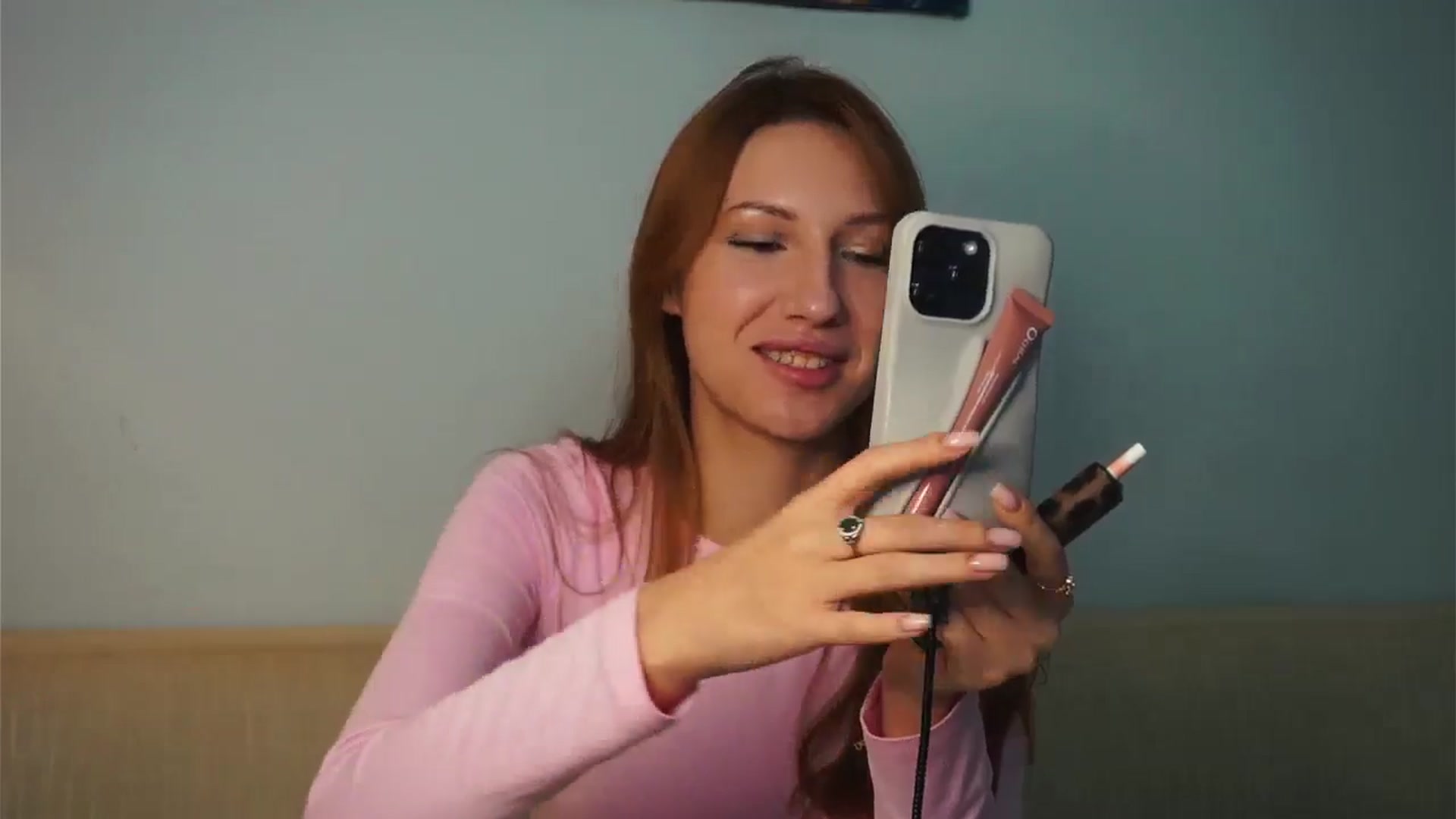 Gallery image thumbnail from LovelyGin's myfreecams stream on, 11/22/2024, 18:37 image 3 of 20