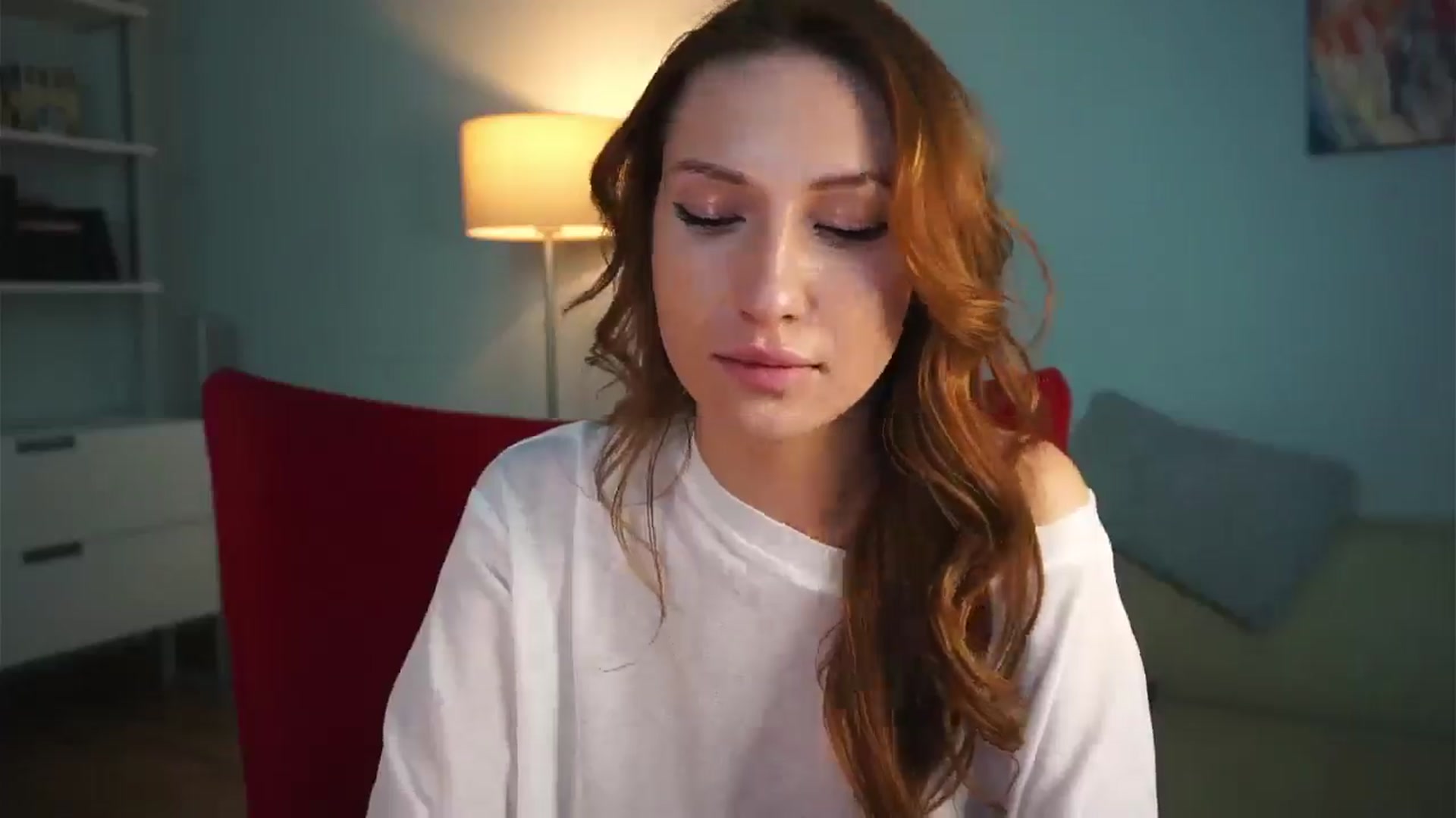 Gallery image thumbnail from LovelyGin's myfreecams stream on, 11/25/2024, 20:17 image 15 of 20