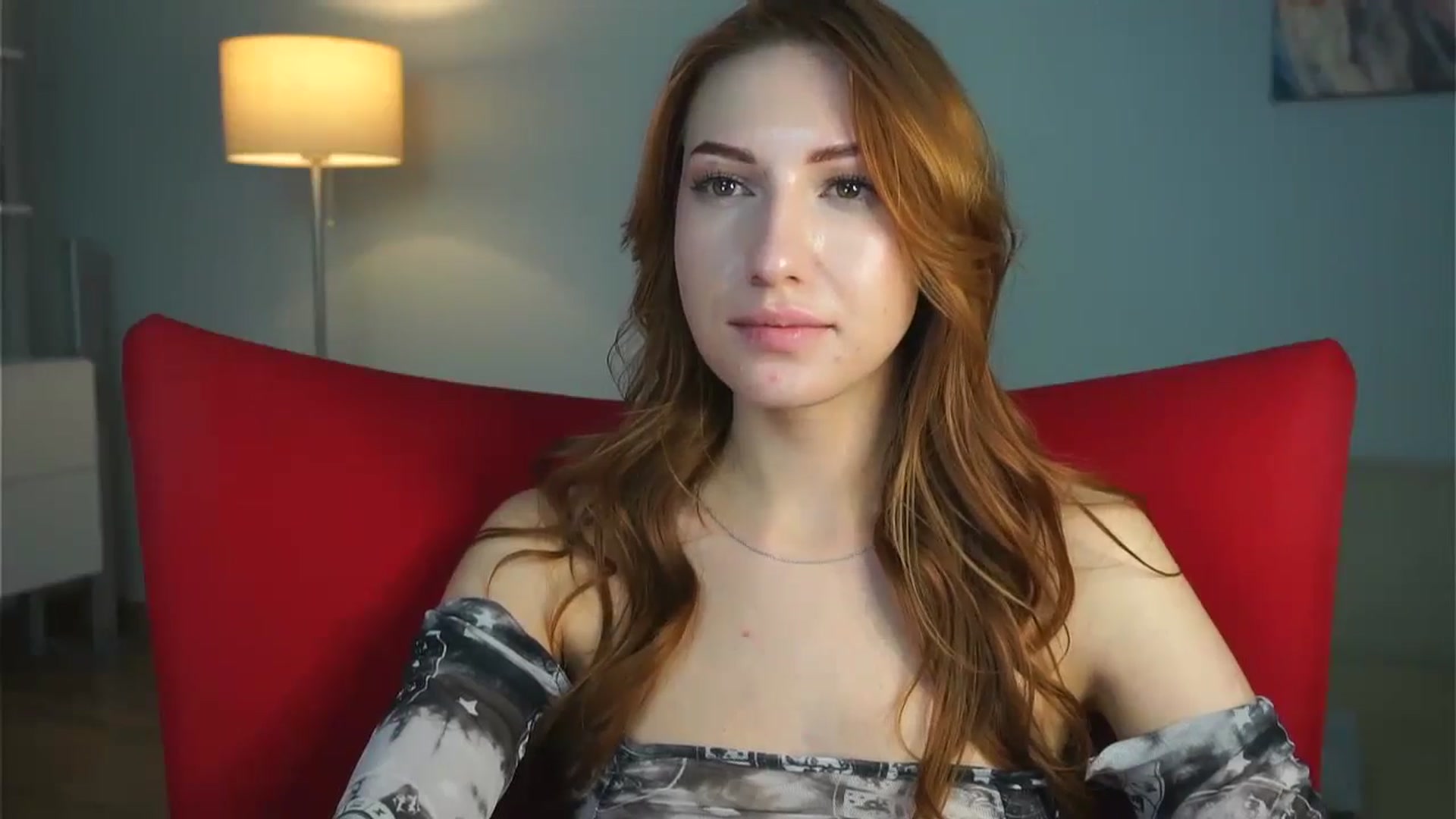 Gallery image thumbnail from LovelyGin's myfreecams stream on, 11/27/2024, 17:35 image 10 of 20