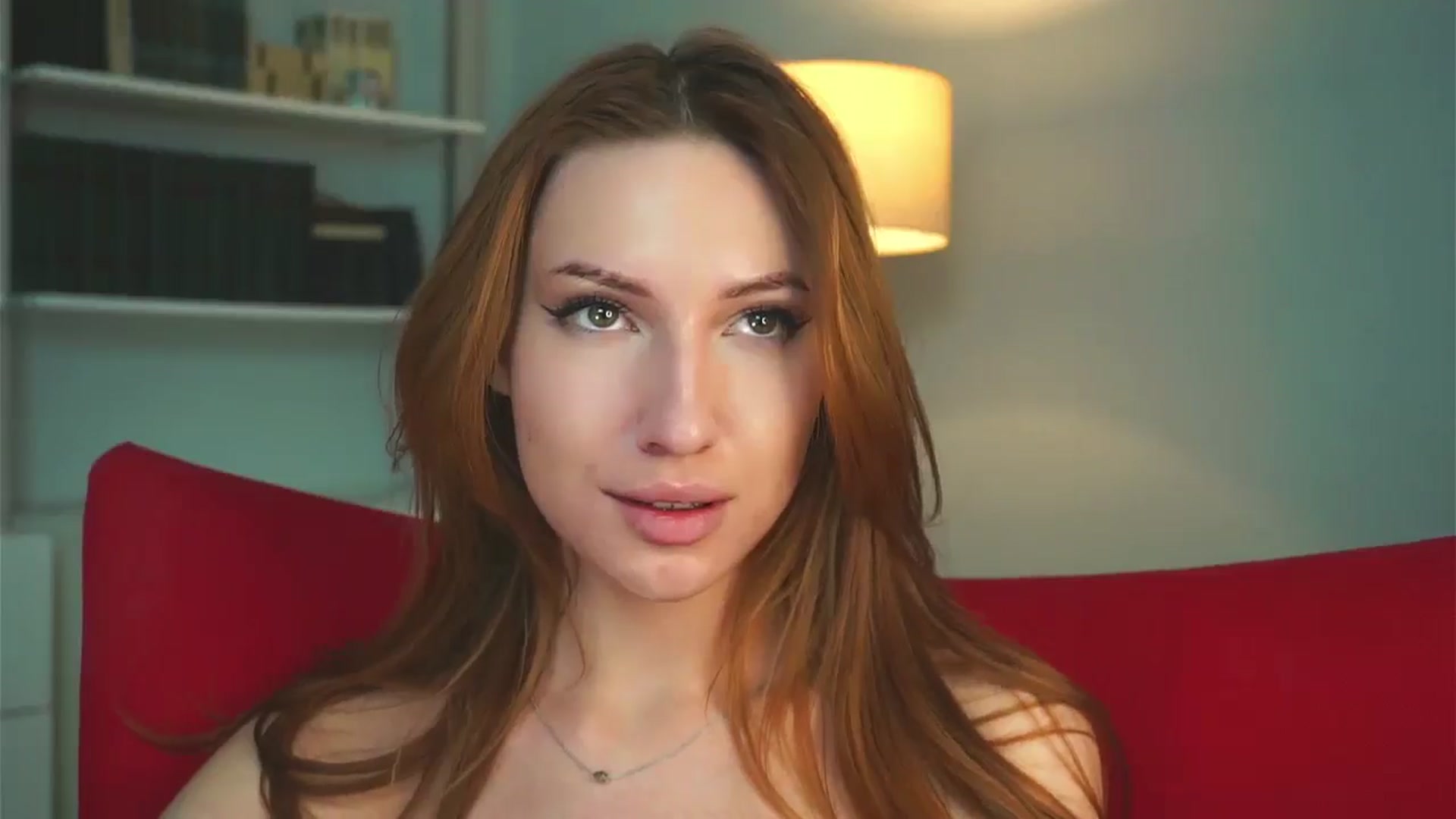 Gallery image thumbnail from LovelyGin's myfreecams stream on, 12/03/2024, 20:05 image 18 of 20