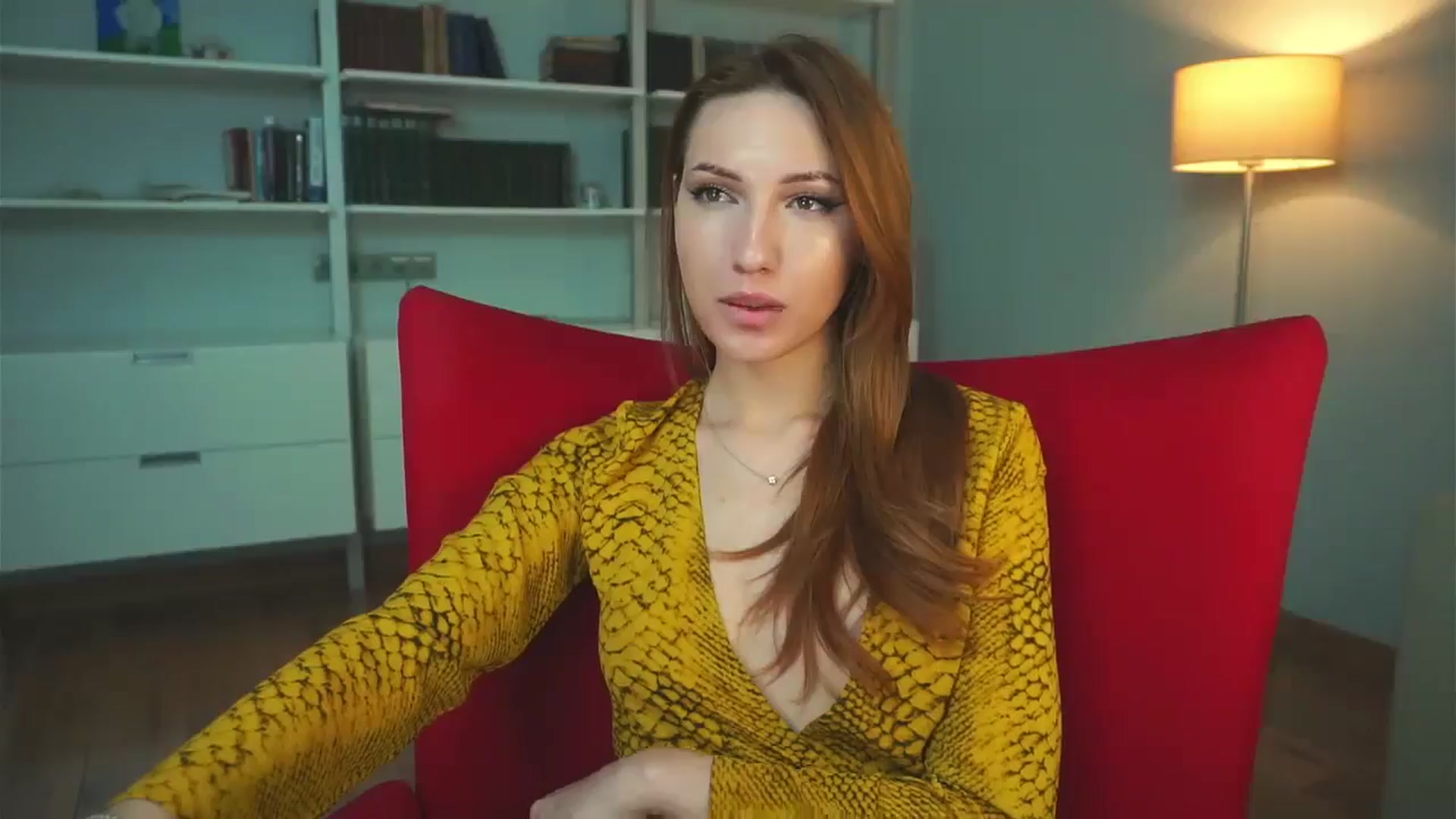 Gallery image thumbnail from LovelyGin's myfreecams stream on, 12/03/2024, 20:05 image 15 of 20