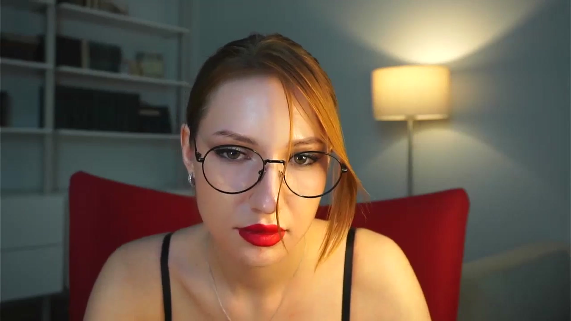 Gallery image thumbnail from LovelyGin's myfreecams stream on, 12/09/2024, 19:32 image 7 of 20