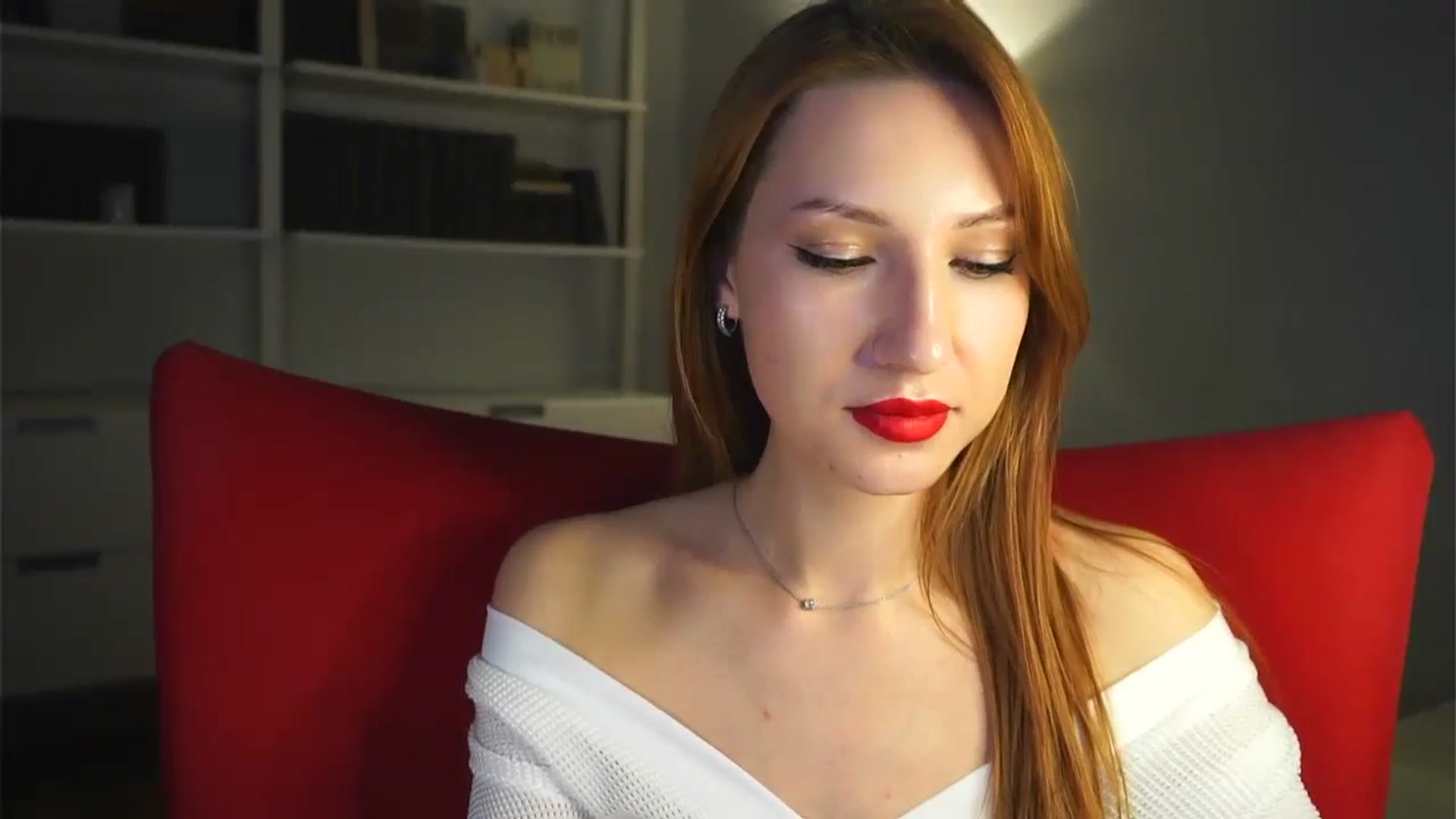 Gallery image thumbnail from LovelyGin's myfreecams stream on, 12/09/2024, 19:32 image 12 of 20
