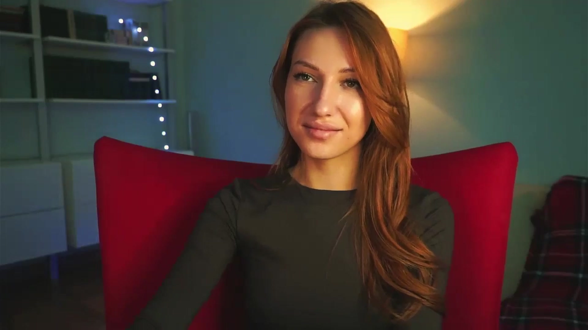 Gallery image thumbnail from LovelyGin's myfreecams stream on, 12/18/2024, 16:10 image 5 of 20