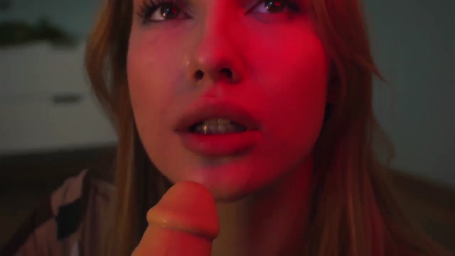 Gallery image thumbnail from LovelyGin's myfreecams stream on, 12/27/2024, 15:10 image 4 of 20