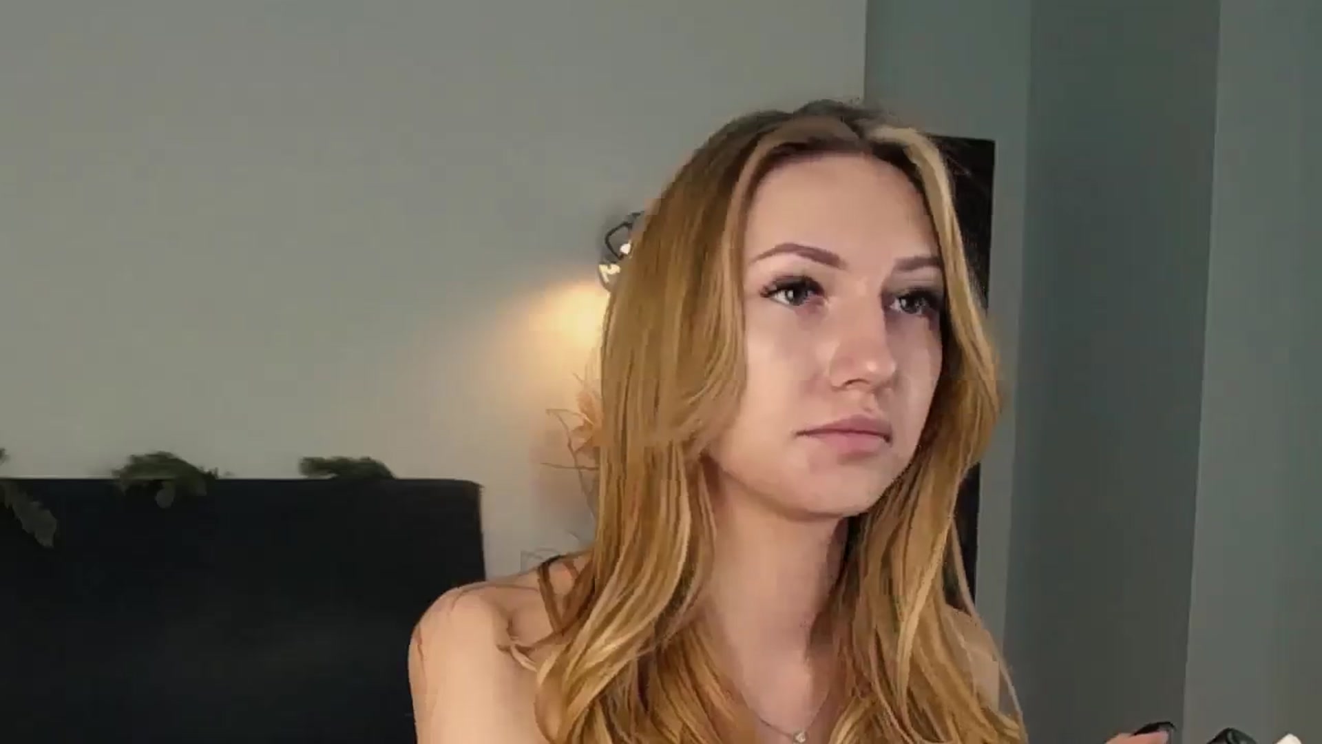 Gallery image thumbnail from LovelyGin's myfreecams stream on, 01/03/2025, 18:51 image 3 of 20
