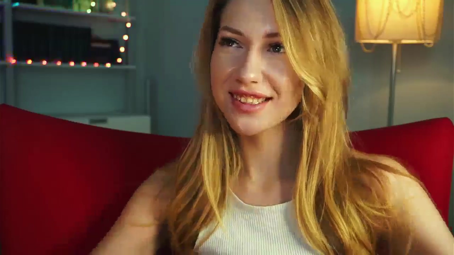 Gallery image thumbnail from LovelyGin's myfreecams stream on, 01/07/2025, 15:04 image 10 of 20