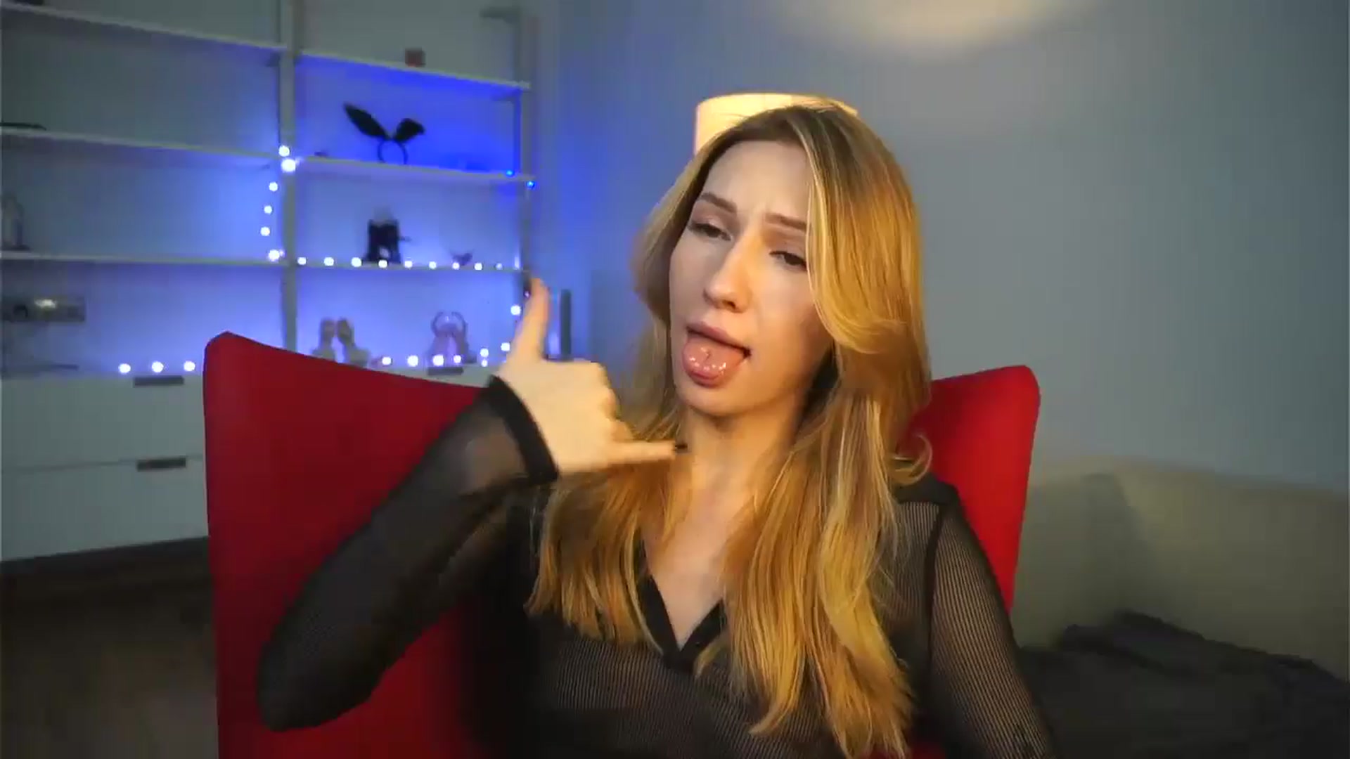 Gallery image thumbnail from LovelyGin's myfreecams stream on, 01/10/2025, 17:46 image 3 of 20