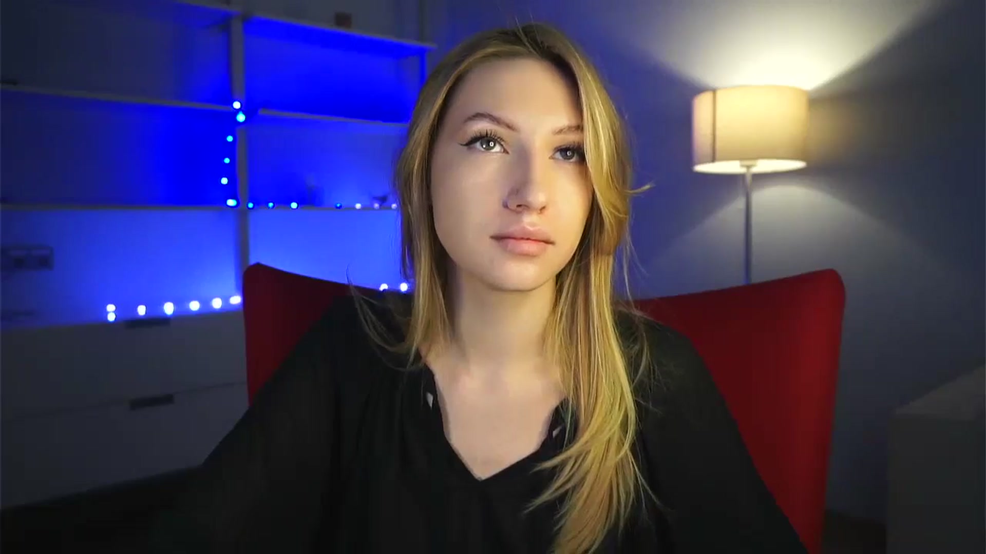 Gallery image thumbnail from LovelyGin's myfreecams stream on, 01/13/2025, 14:16 image 2 of 20