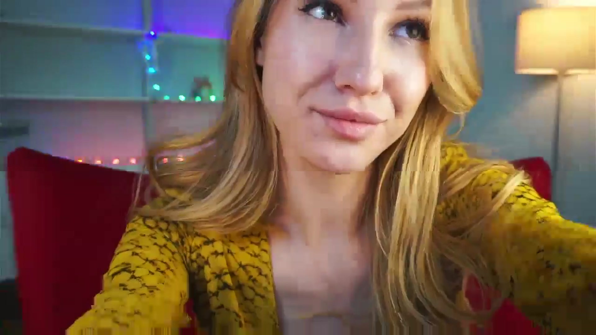Gallery image thumbnail from LovelyGin's myfreecams stream on, 01/15/2025, 18:14 image 4 of 20