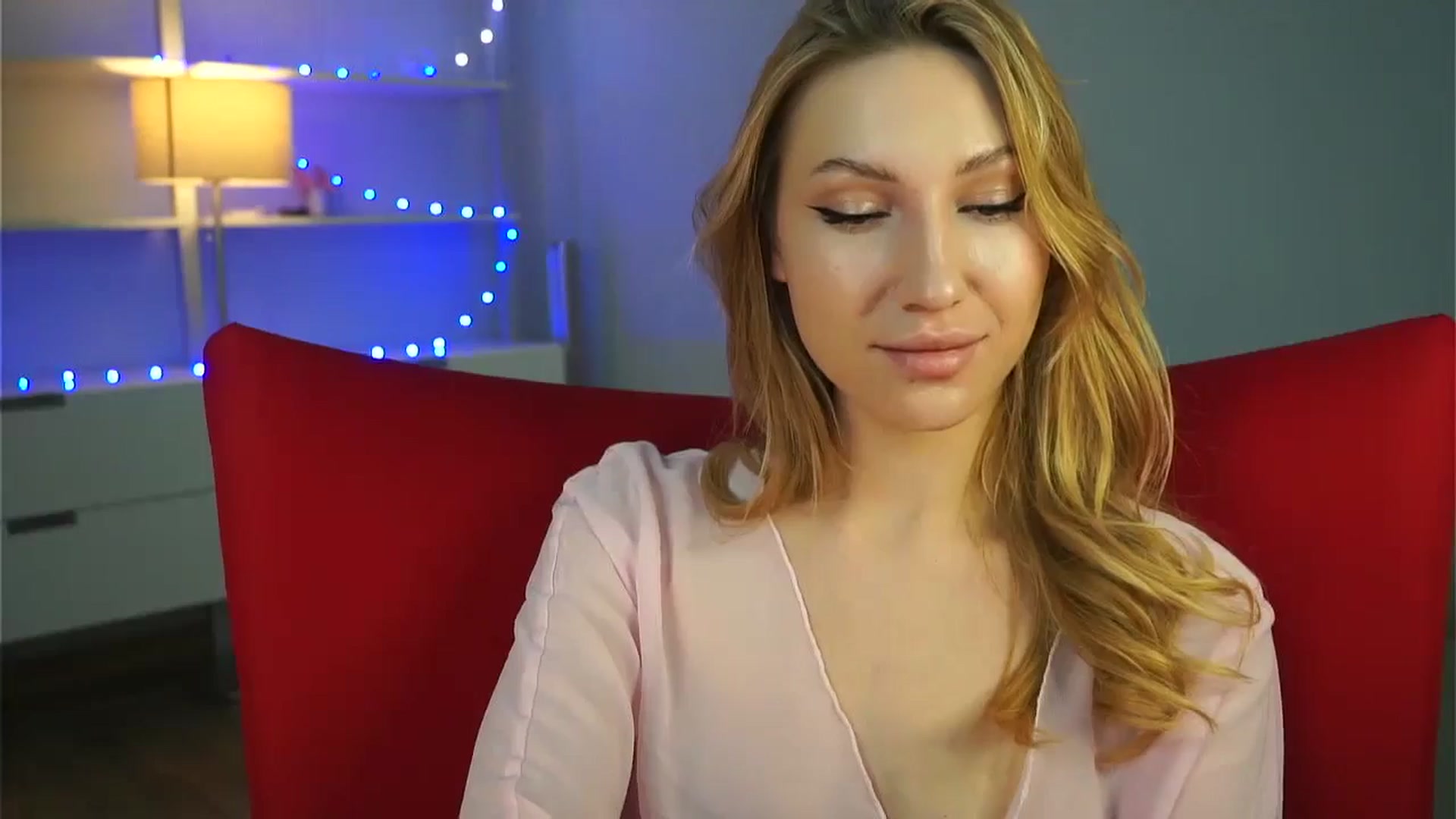 Gallery image thumbnail from LovelyGin's myfreecams stream on, 01/17/2025, 14:28 image 20 of 20