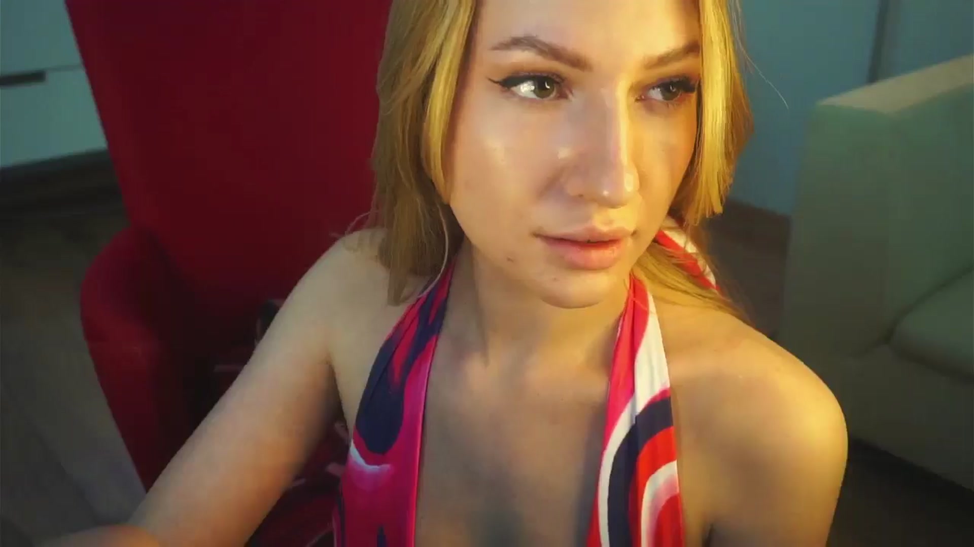 Gallery image thumbnail from LovelyGin's myfreecams stream on, 01/22/2025, 14:46 image 15 of 20