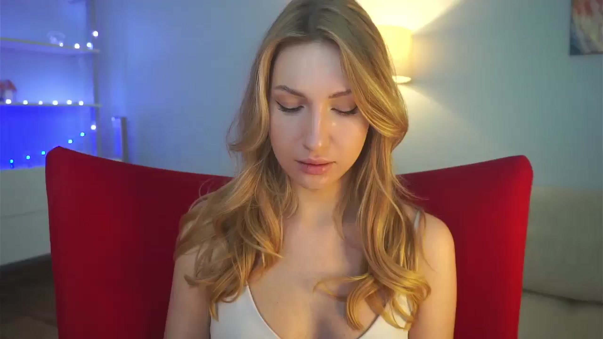 Gallery image thumbnail from LovelyGin's myfreecams stream on, 01/23/2025, 16:13 image 4 of 20
