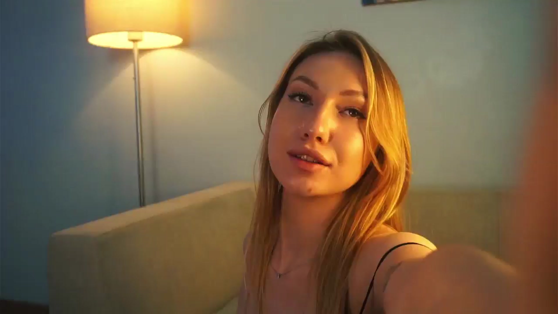 Gallery image thumbnail from LovelyGin's myfreecams stream on, 02/03/2025, 20:12 image 3 of 20