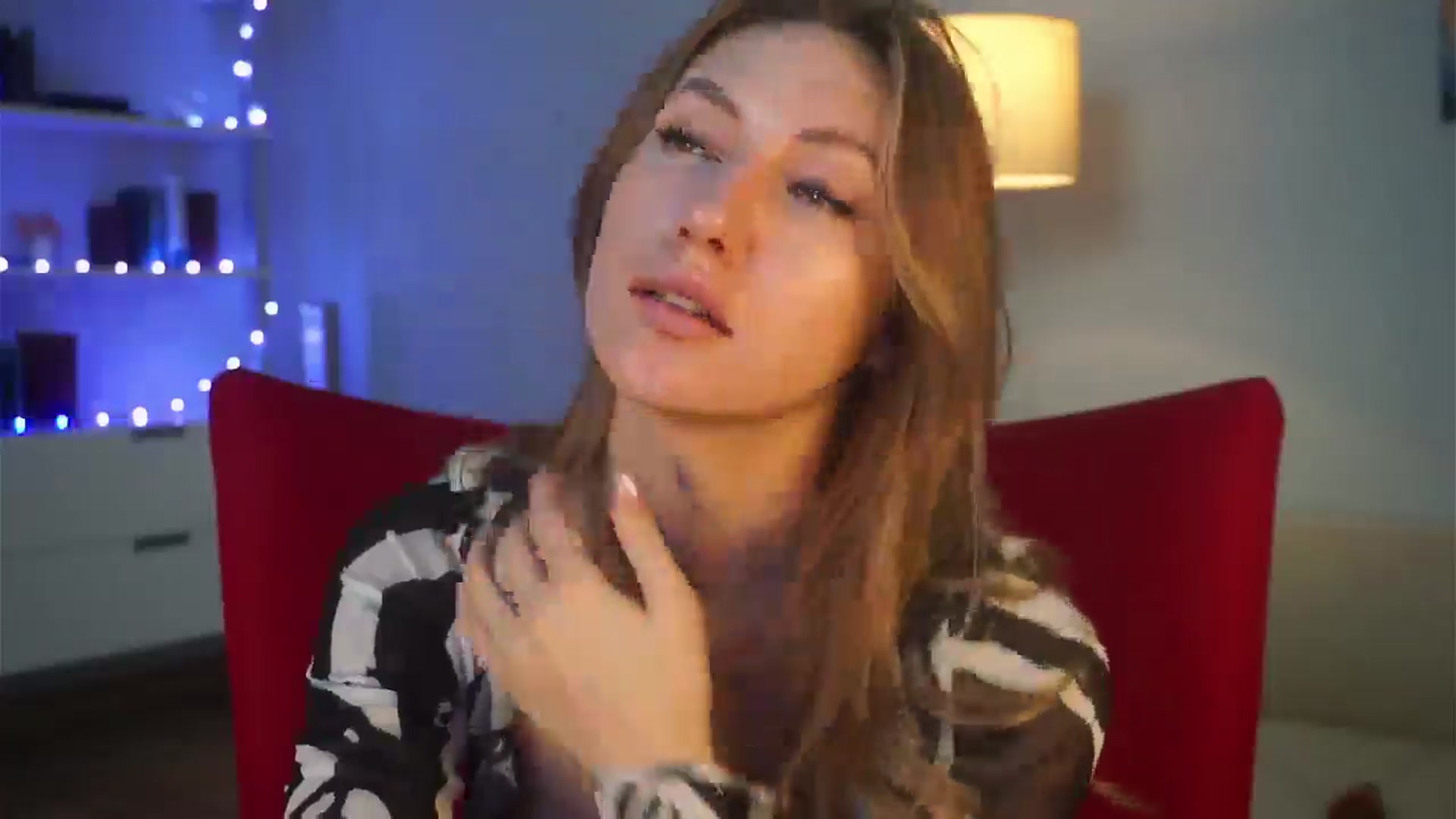 Gallery image thumbnail from LovelyGin's myfreecams stream on, 02/07/2025, 19:20 image 15 of 20