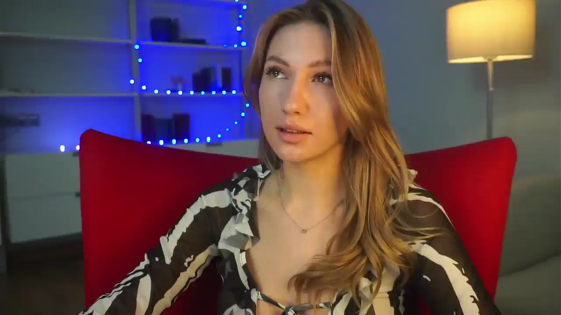 Gallery image thumbnail from LovelyGin's myfreecams stream on, 02/07/2025, 19:20 image 3 of 20