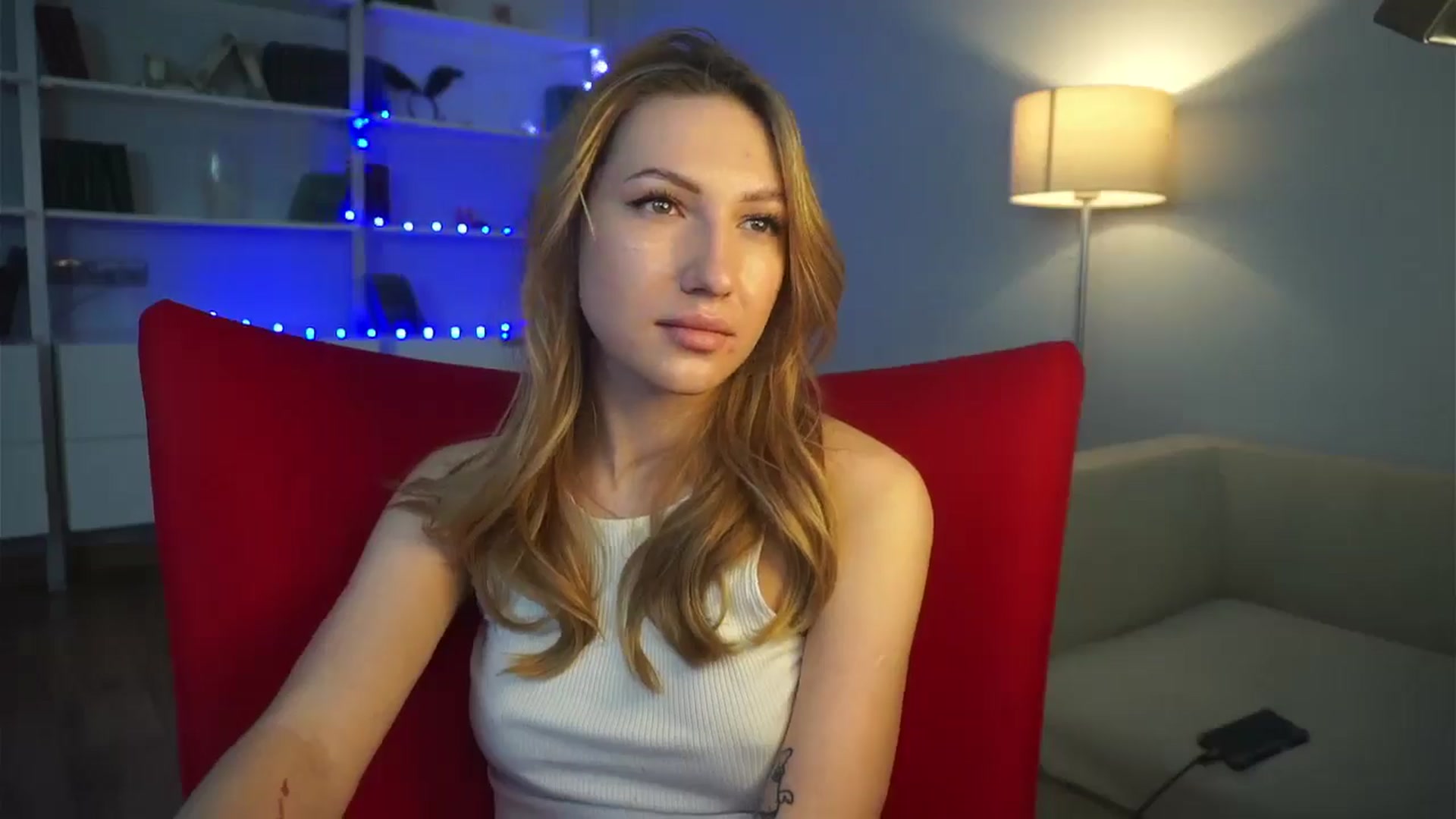 Gallery image thumbnail from LovelyGin's myfreecams stream on, 02/13/2025, 17:42 image 9 of 20