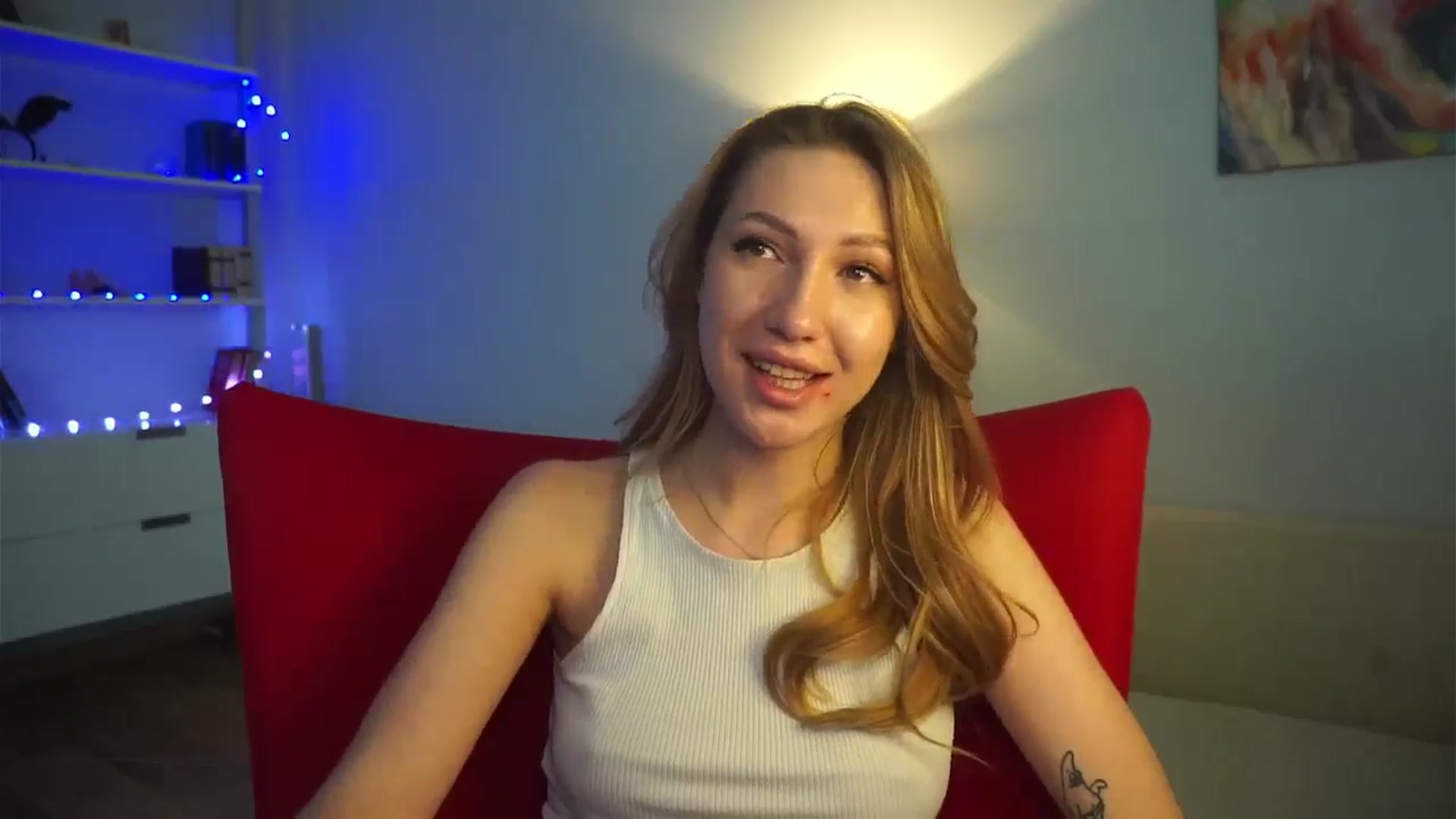 Gallery image thumbnail from LovelyGin's myfreecams stream on, 02/13/2025, 17:42 image 18 of 20